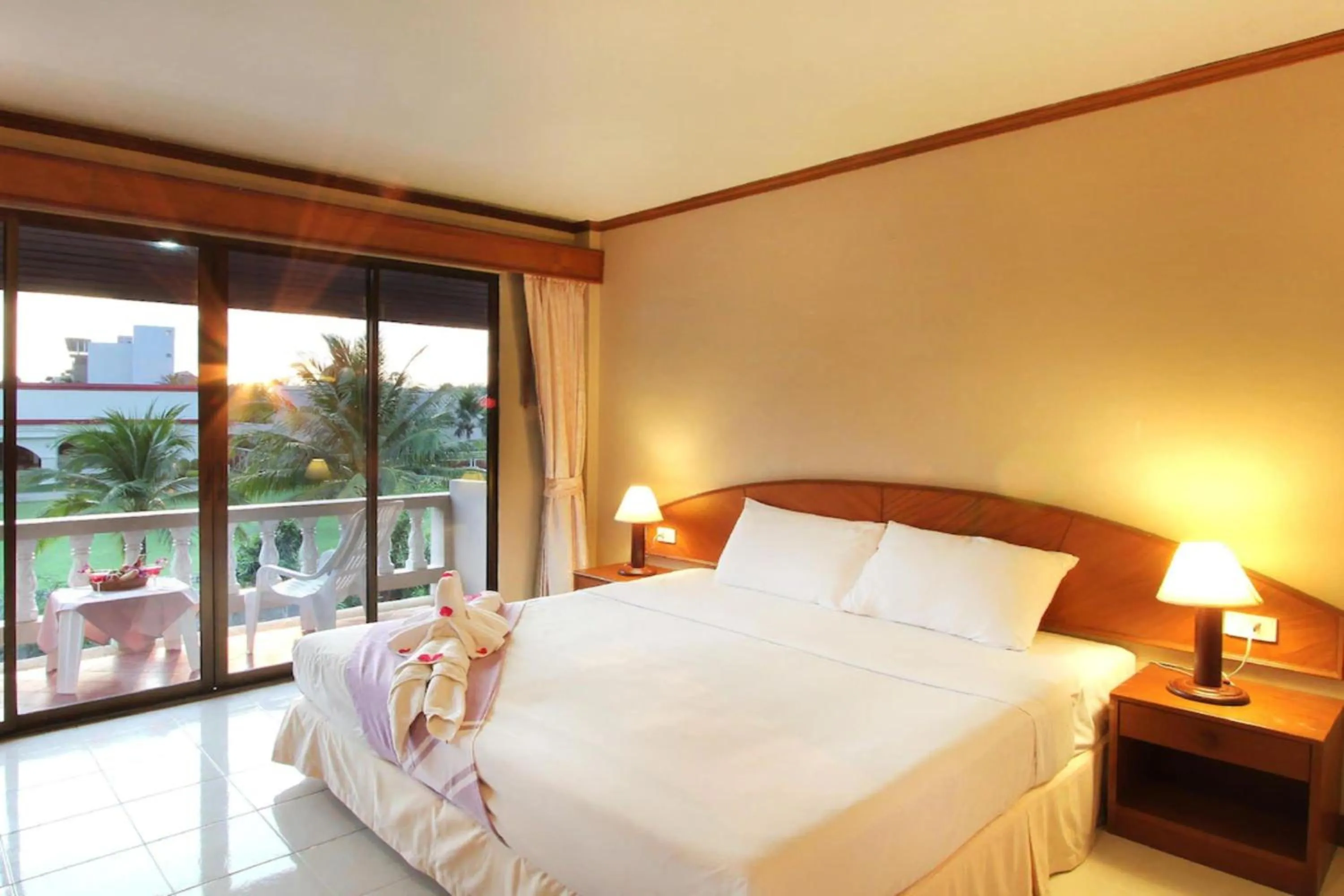 Bedroom, Bed in Choophorn House SHA