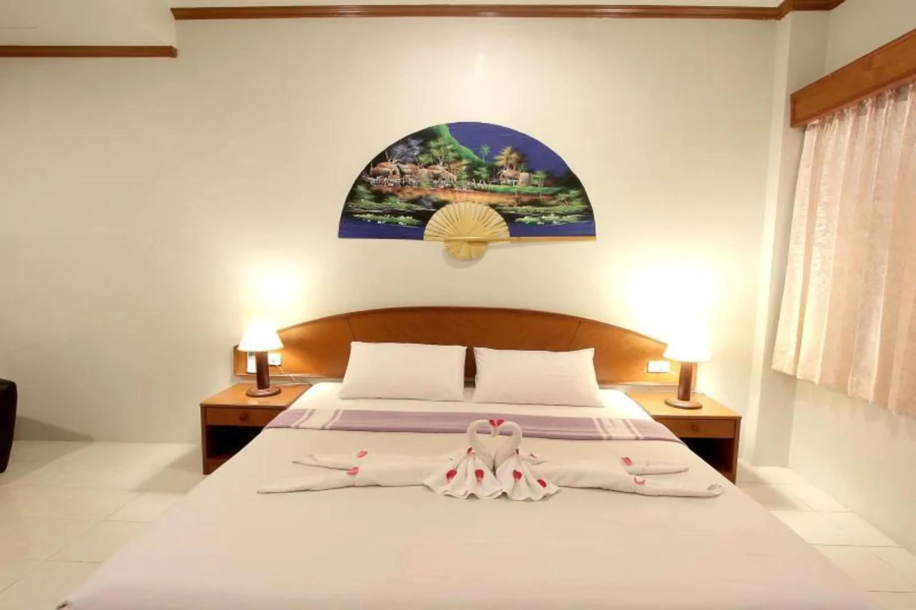 Bedroom, Bed in Choophorn House SHA