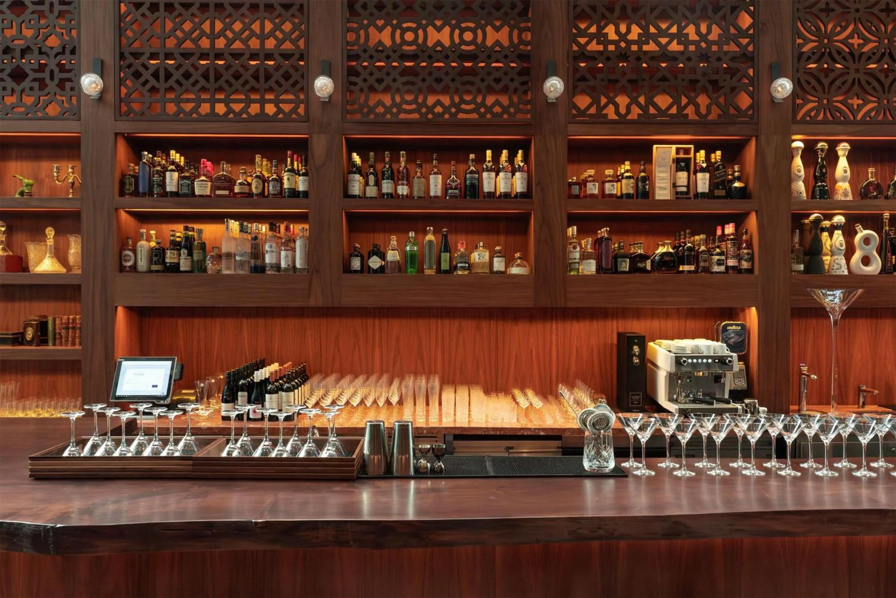 Lounge or bar in Grand Hyatt Singapore