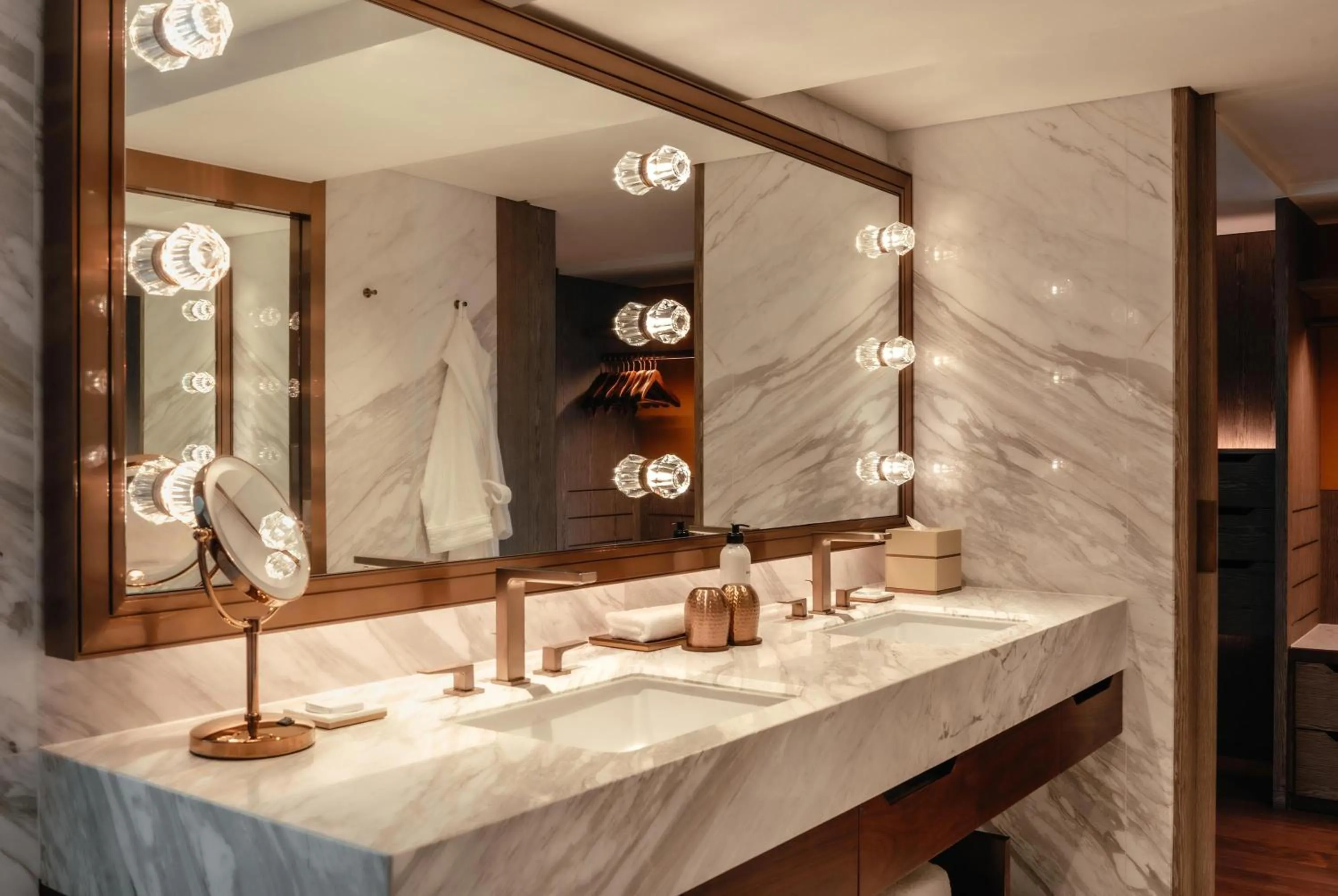 Bathroom in Grand Hyatt Singapore