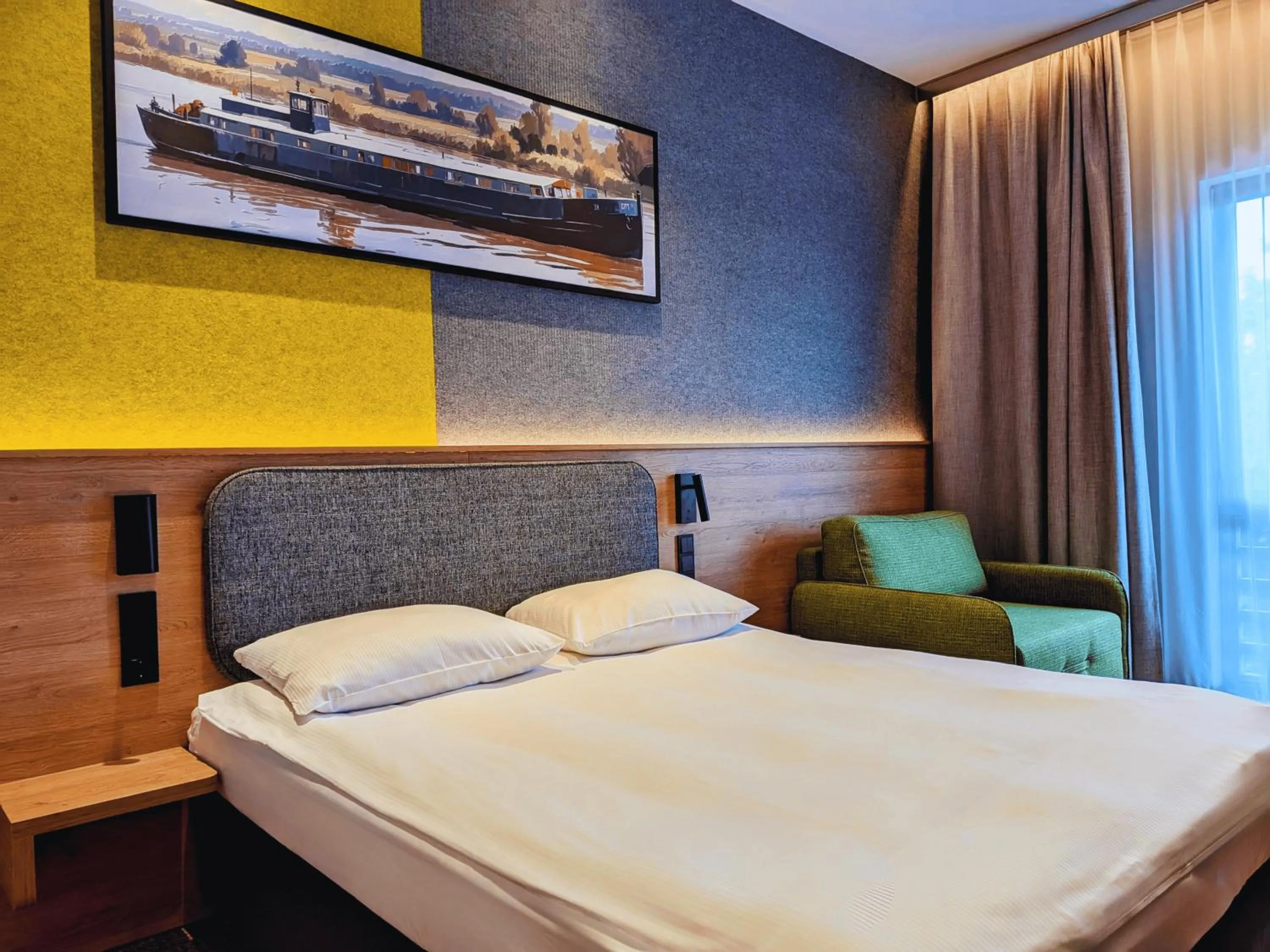 Bed in Qubus Hotel Bydgoszcz