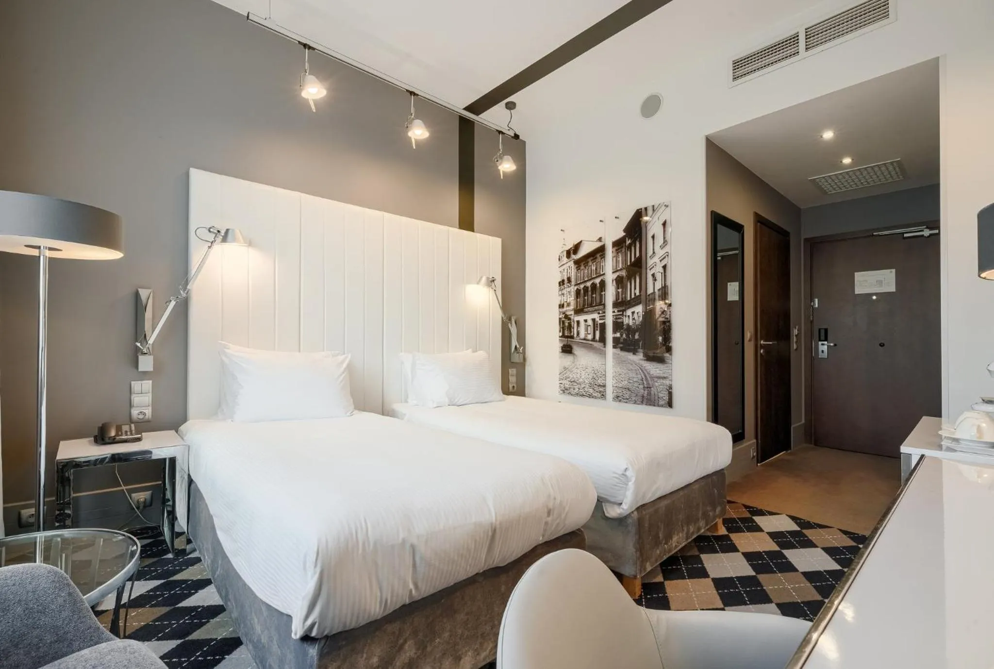 Photo of the whole room, Bed in Qubus Hotel Bydgoszcz