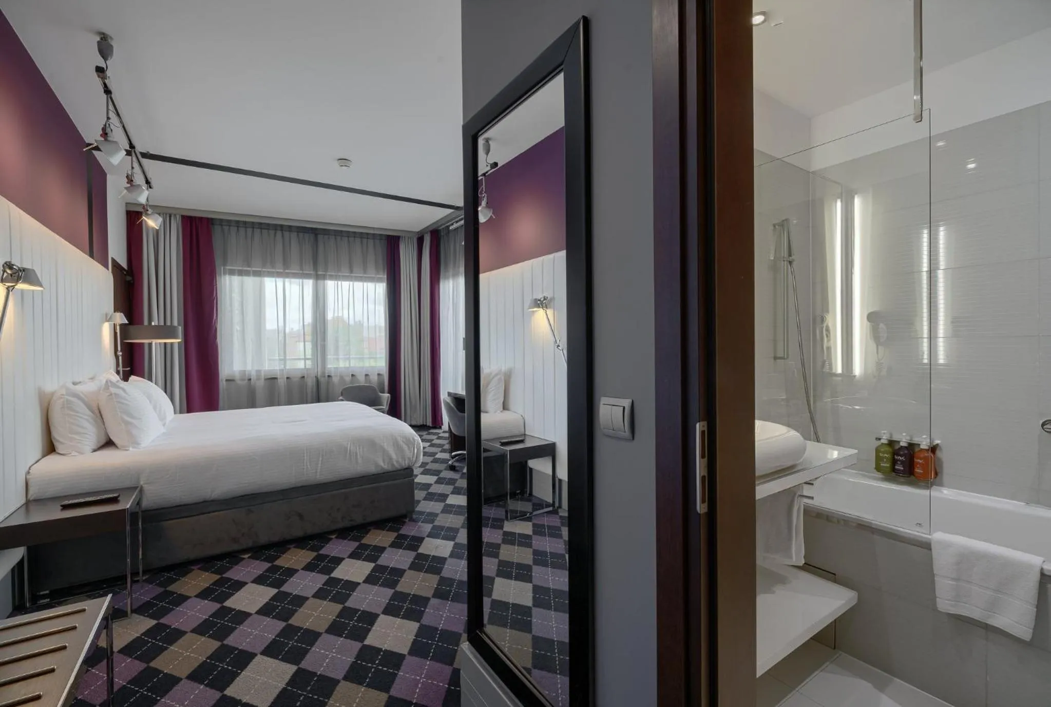 Photo of the whole room, Bed in Qubus Hotel Bydgoszcz