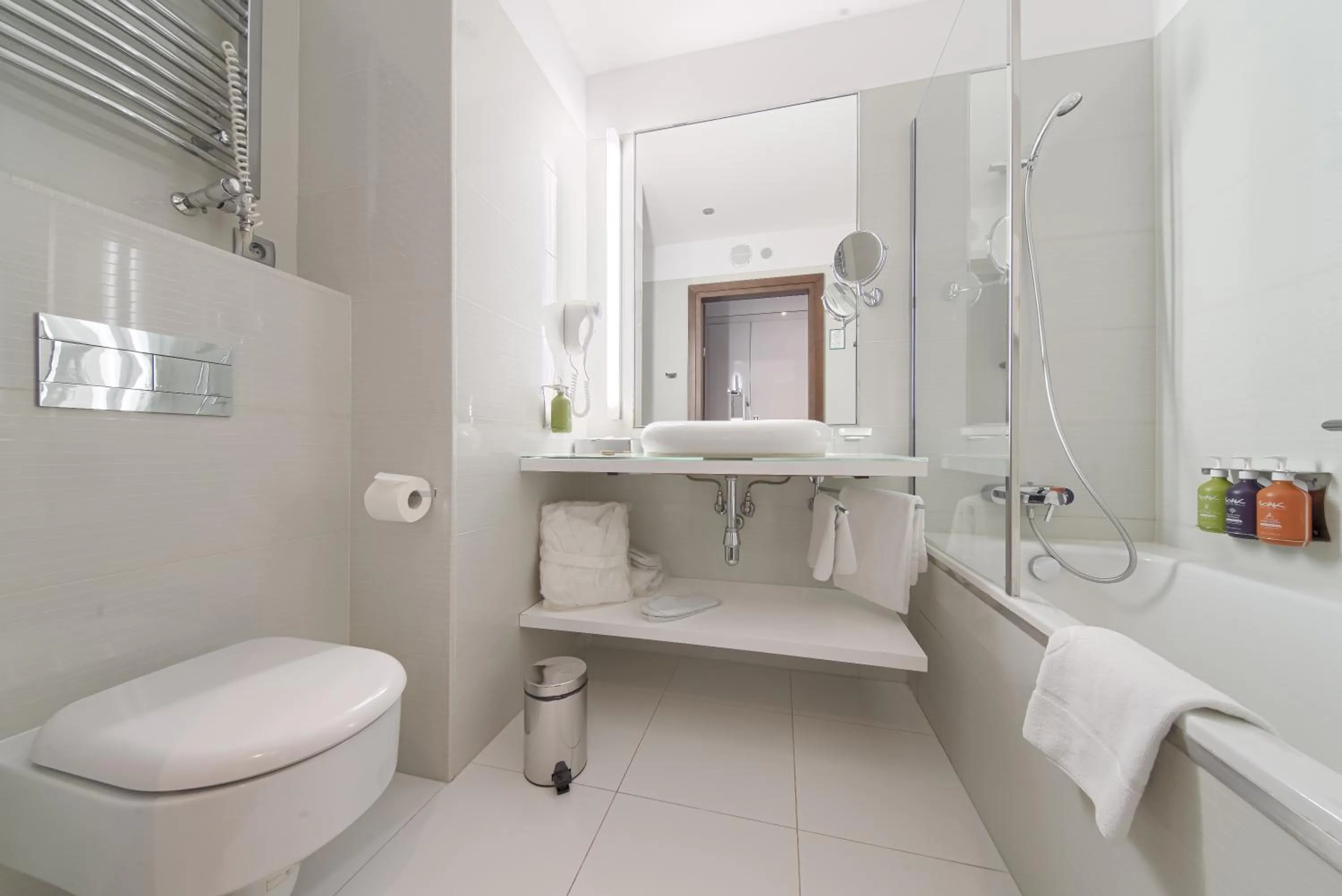 Toilet in Qubus Hotel Bydgoszcz