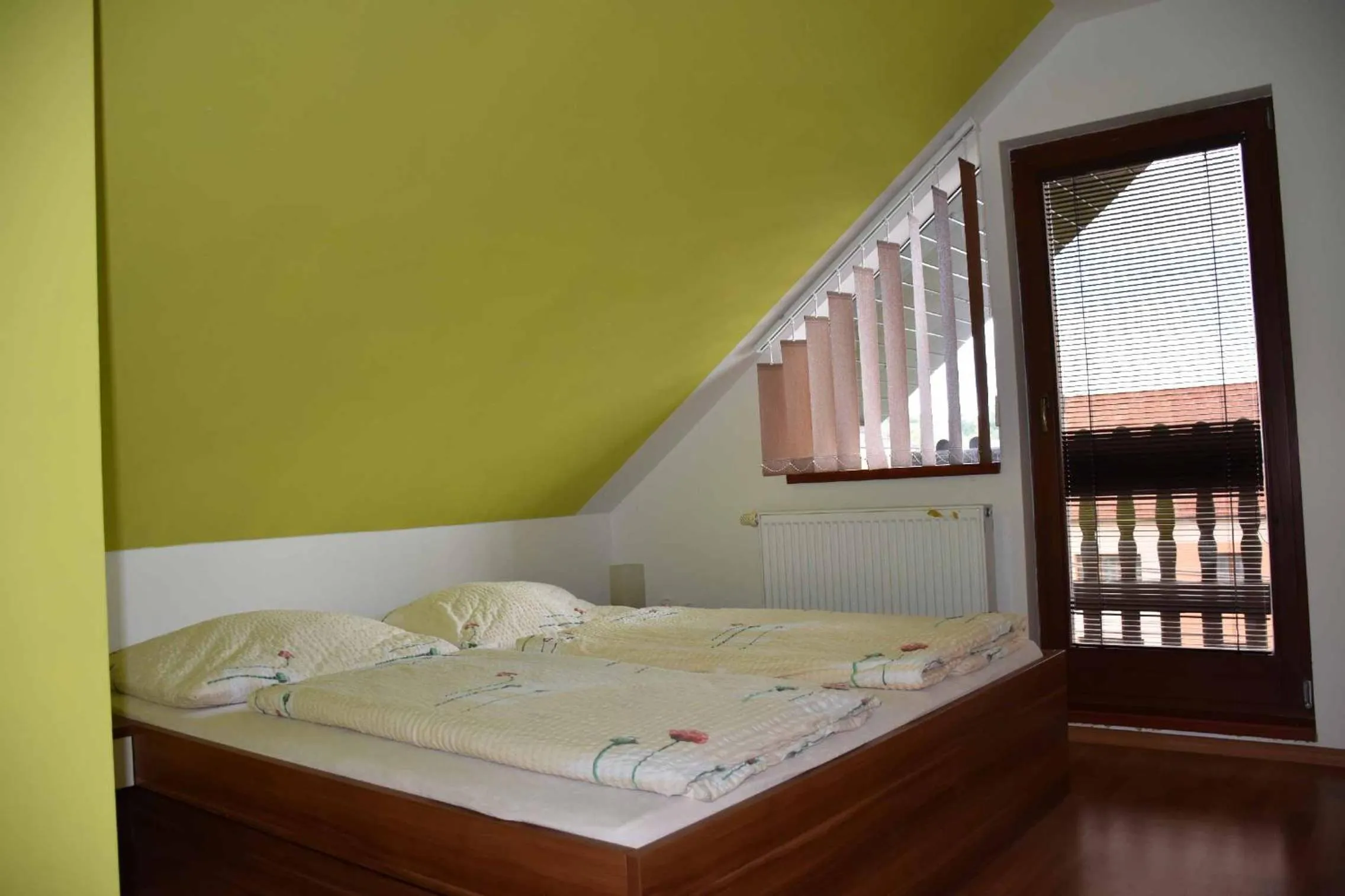 Property building, Bed in Penzion U Holuba