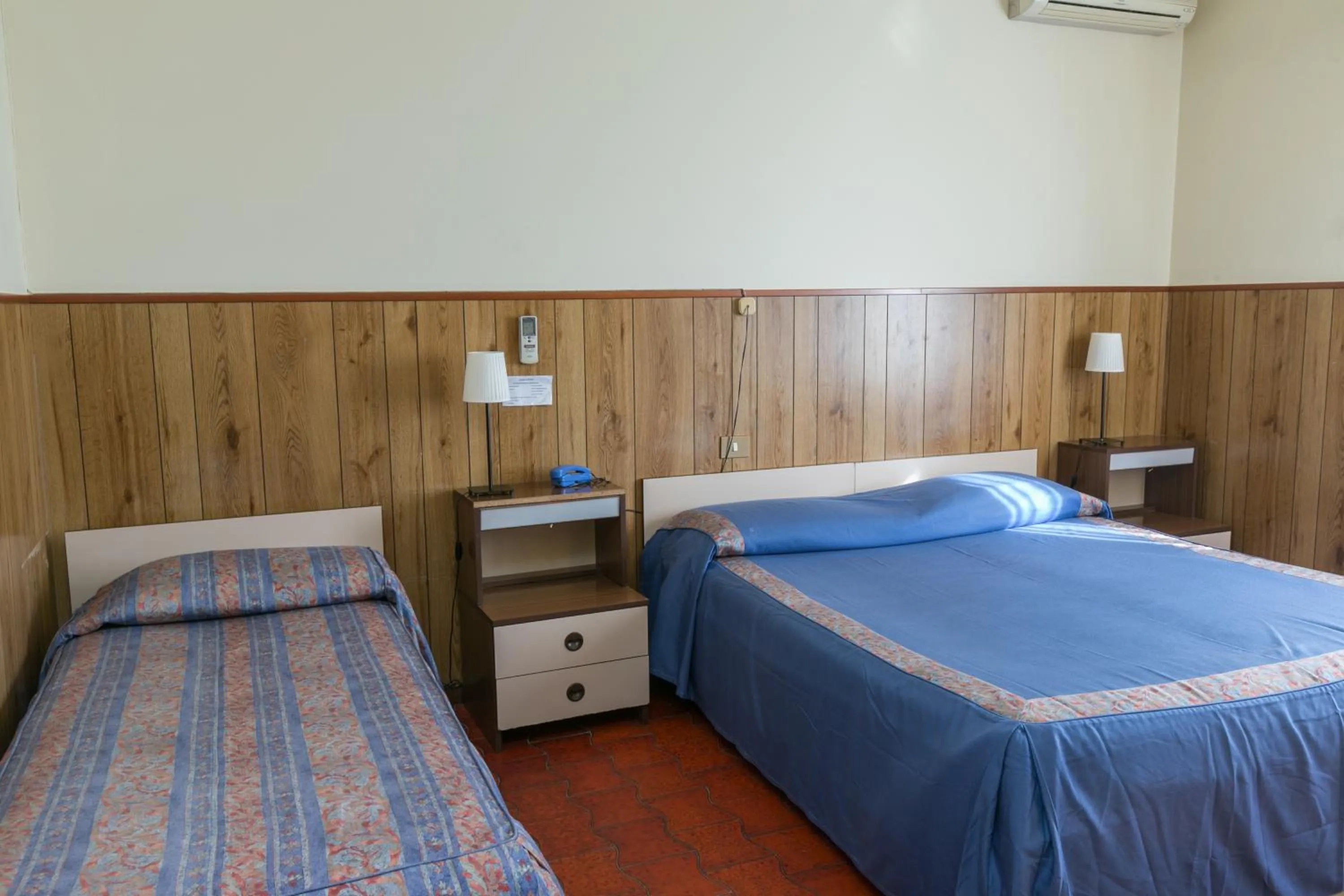 Photo of the whole room, Bed in Albergo Il Cochino