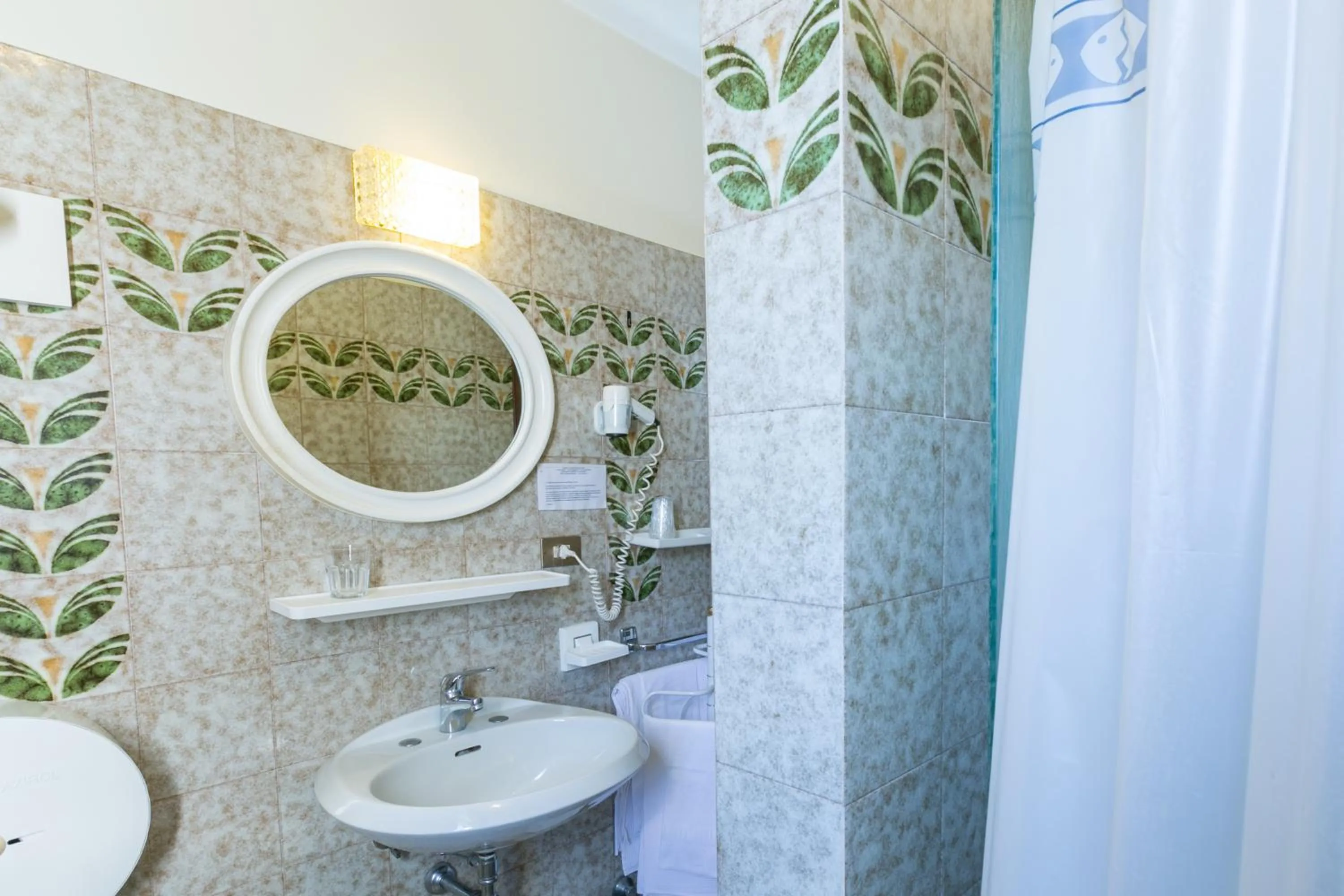 Bathroom in Albergo Il Cochino