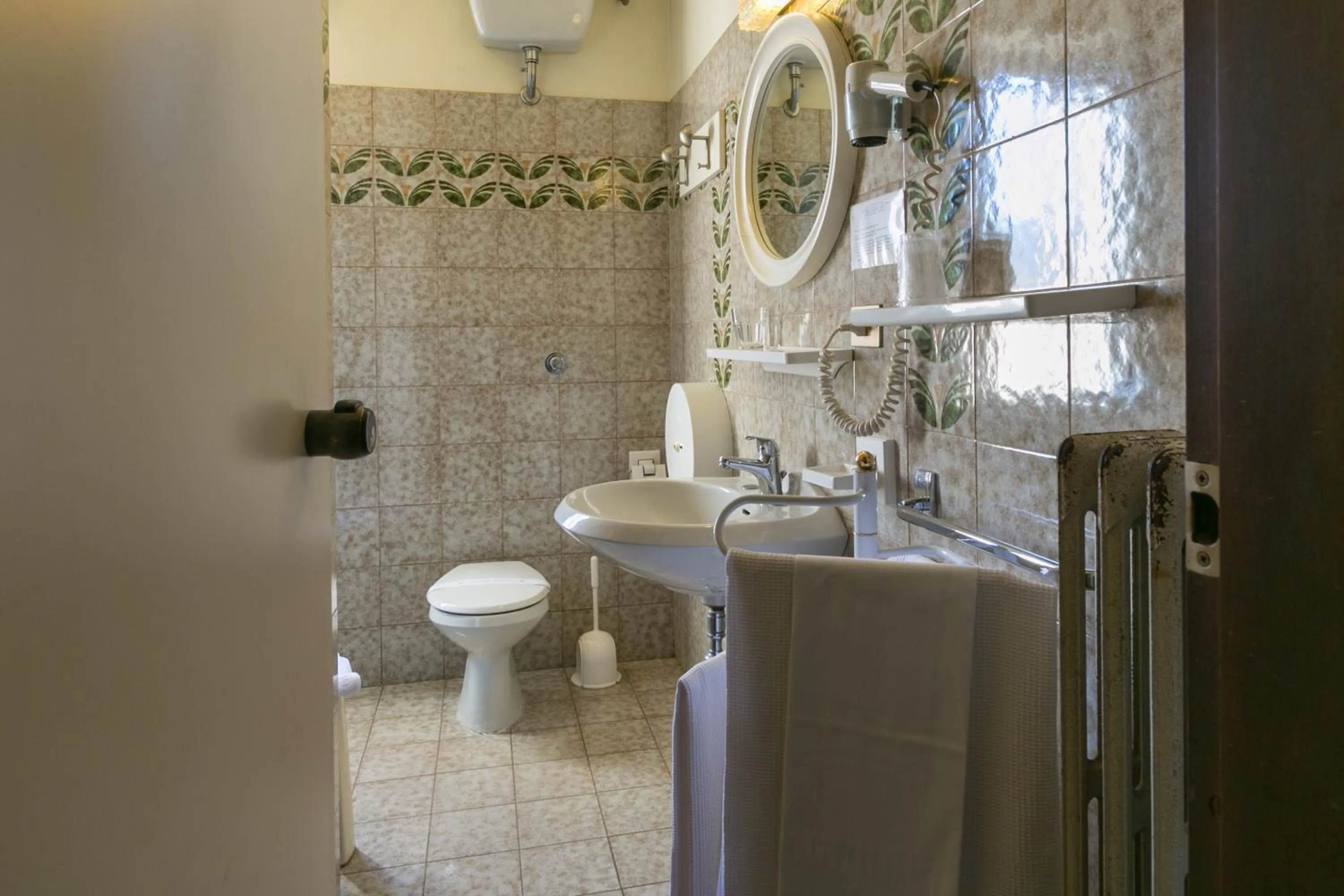 Bathroom in Albergo Il Cochino