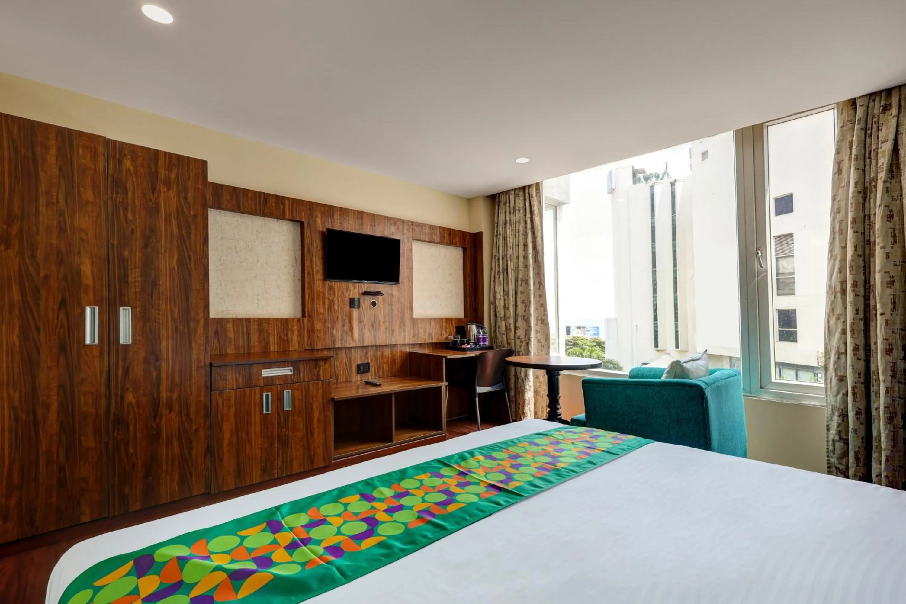 Bedroom in Treebo Blak & Wite Rk Beach