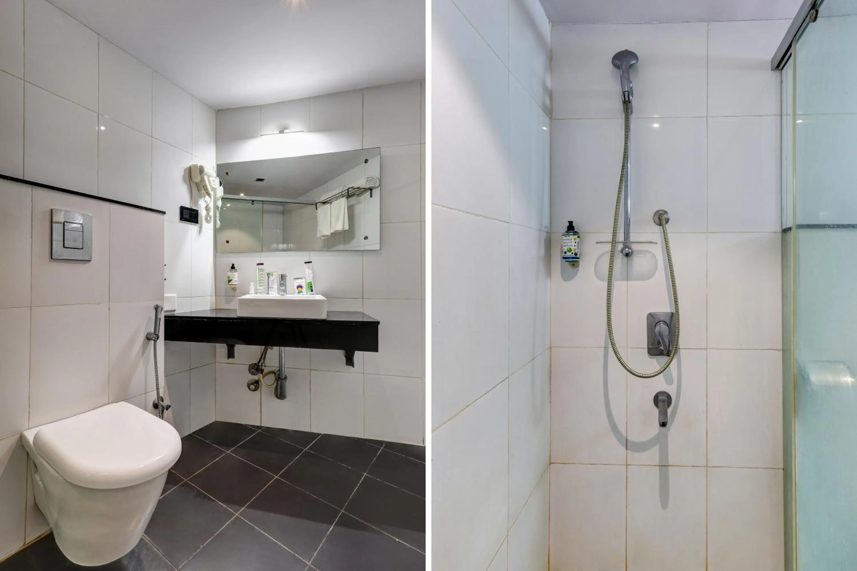 Bathroom in Treebo Blak & Wite Rk Beach