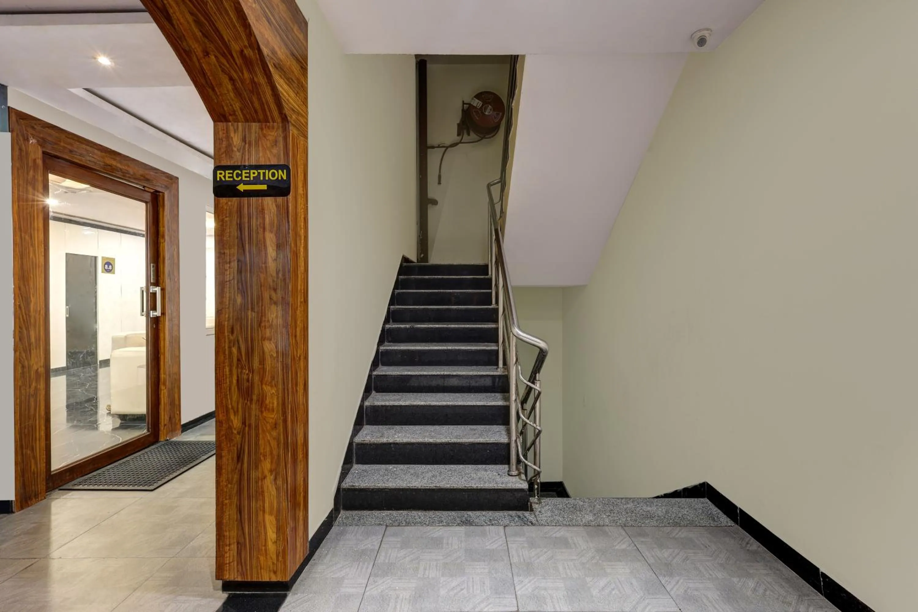 Lobby or reception in Treebo Blak & Wite Rk Beach