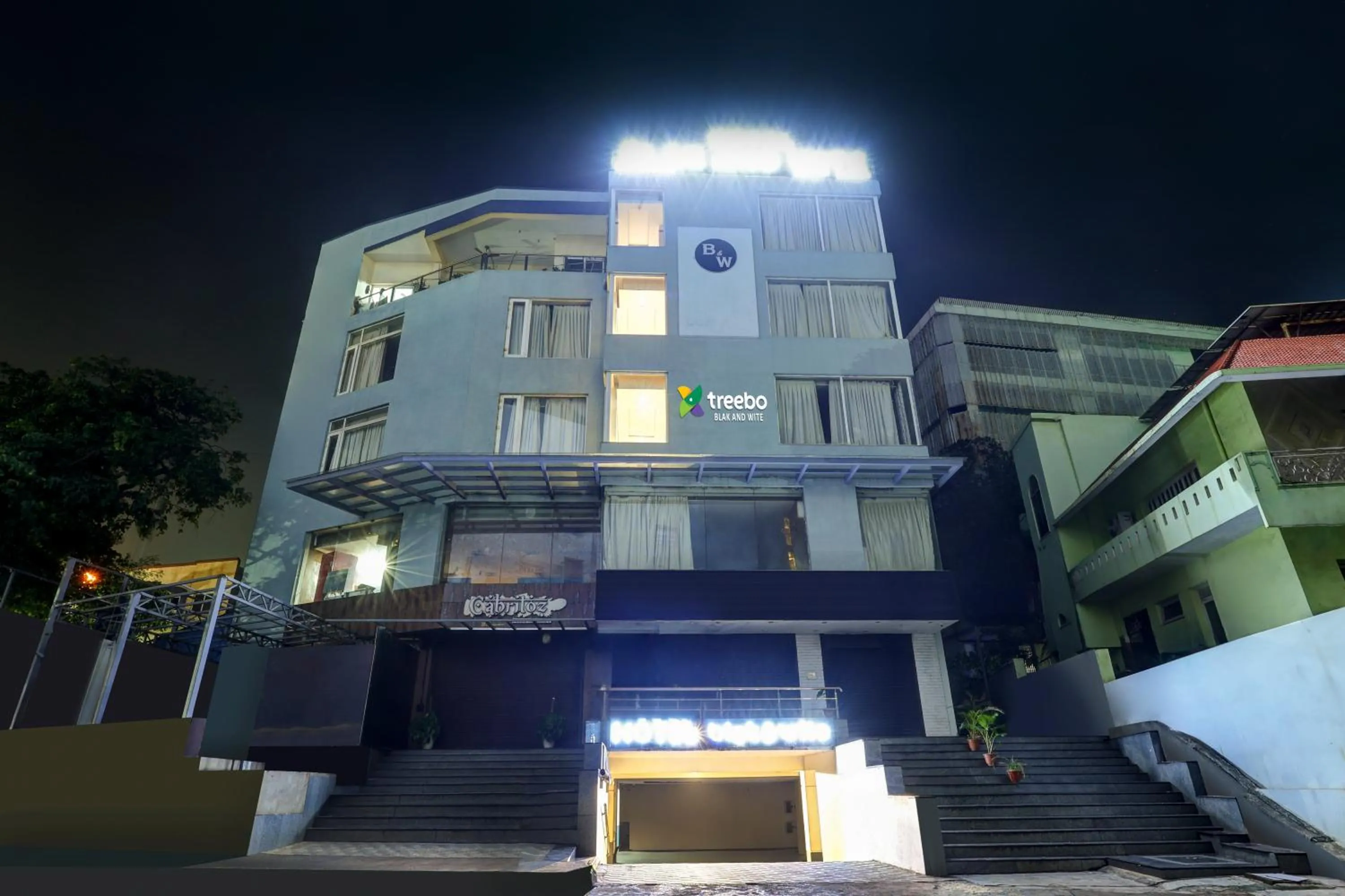 Property building in Treebo Blak & Wite Rk Beach