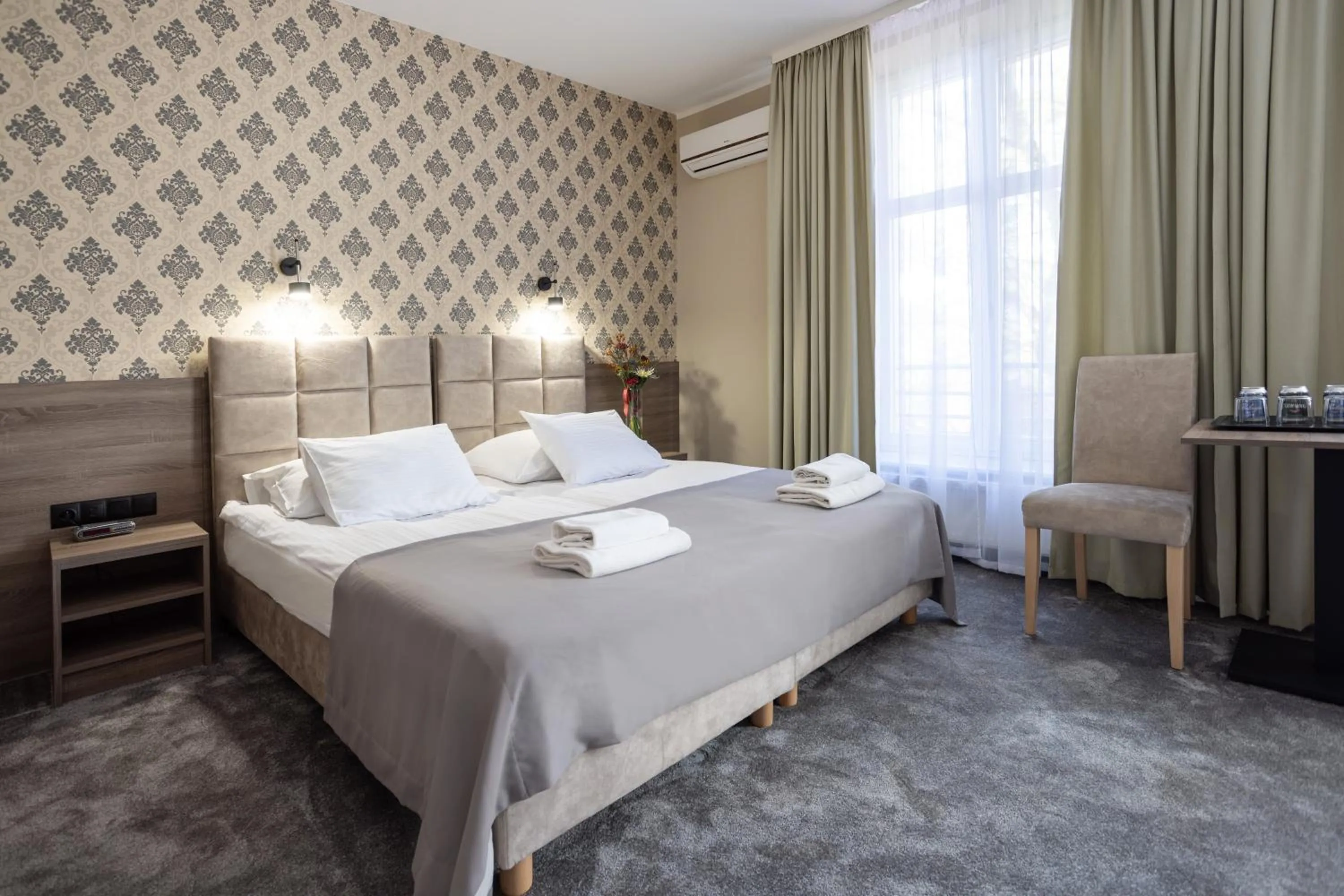 Bed in Hotel Maksymilian