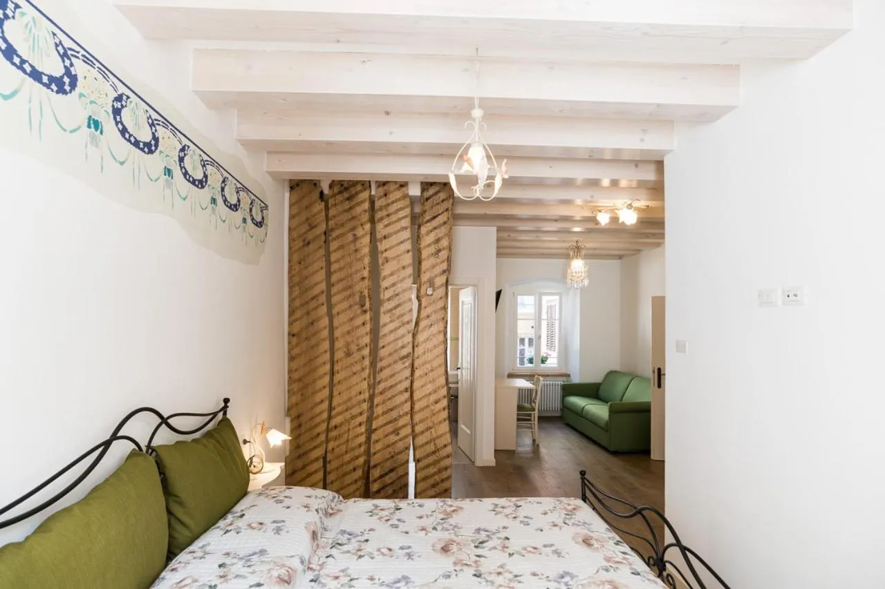 Photo of the whole room, Bed in San Giorgio