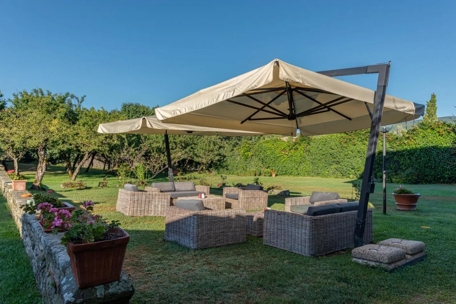 Garden in Convento San Bartolomeo - Piscina Esterna Riscaldata