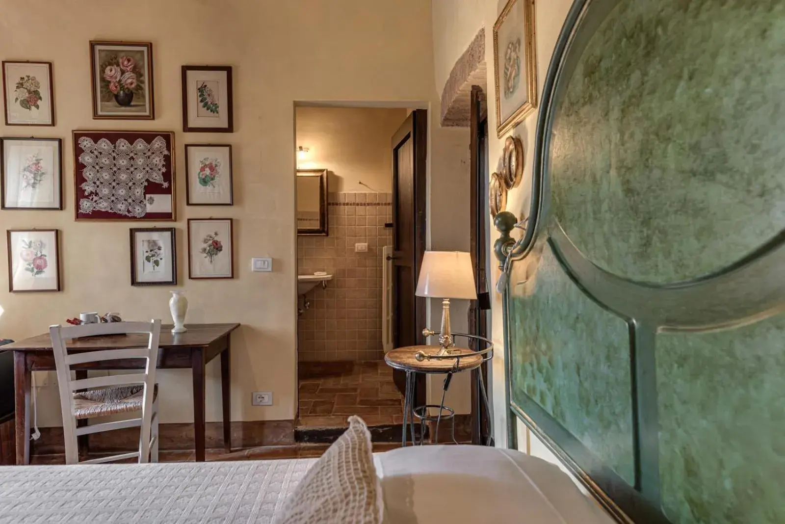 Single Room in Convento San Bartolomeo - Piscina Esterna Riscaldata Single Room in Convento San Bartolomeo - Piscina Esterna Riscaldata