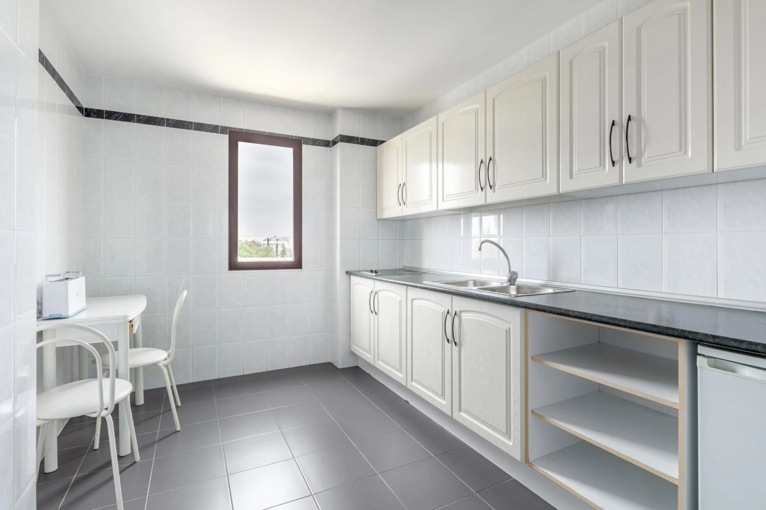 kitchen in Exe Doña Carlota