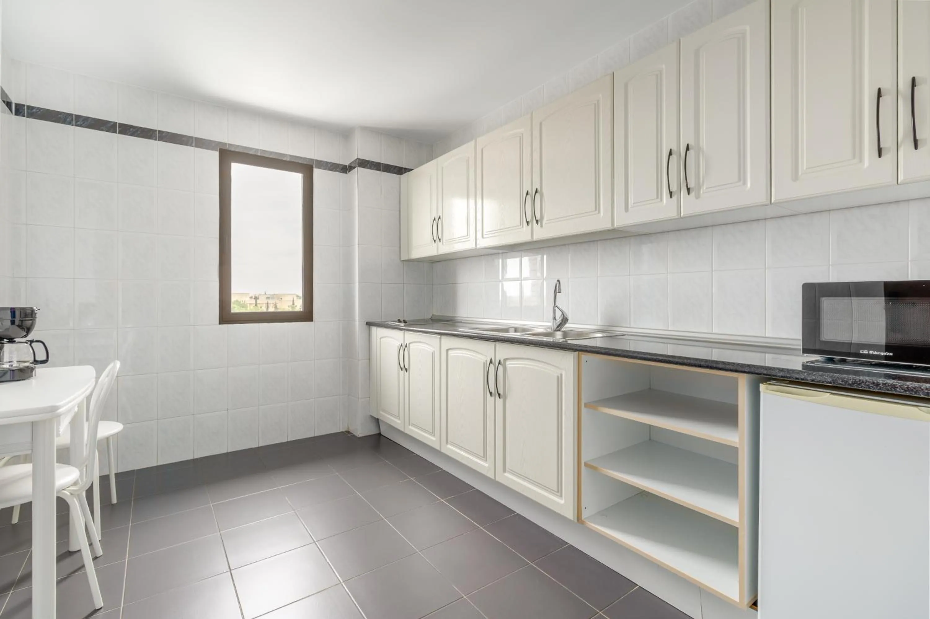 kitchen in Exe Doña Carlota