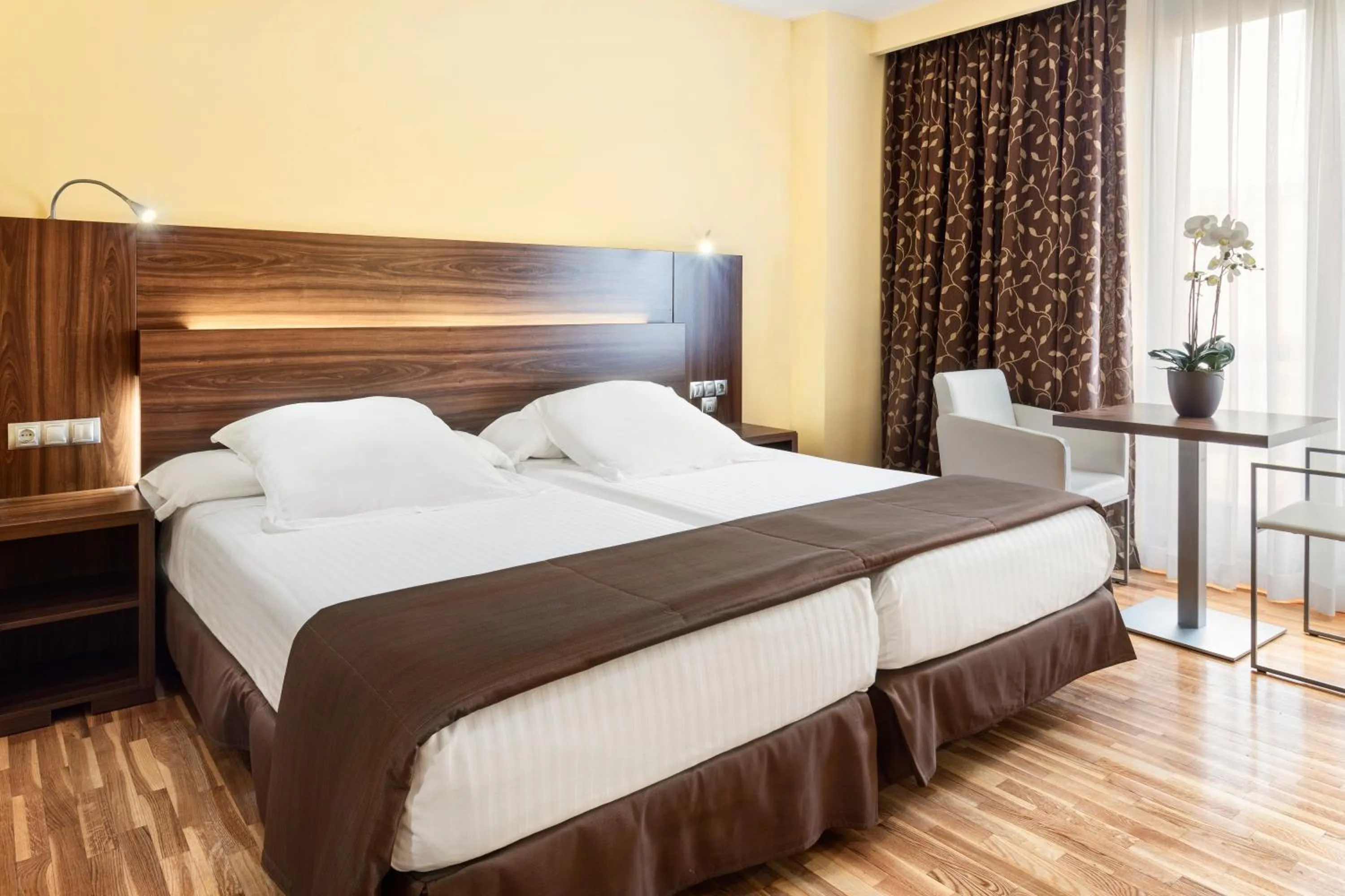 Bed in Exe Doña Carlota