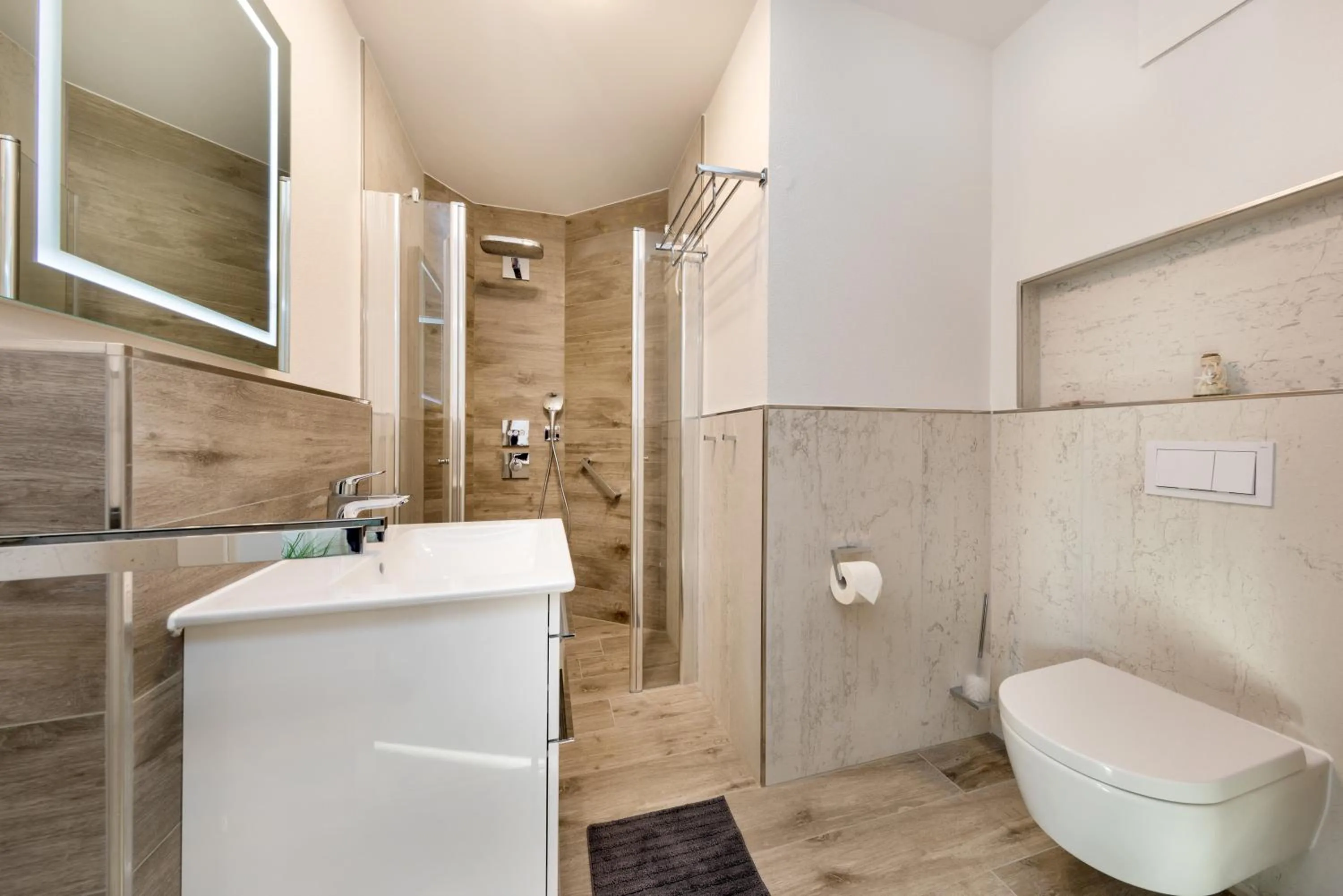 Bathroom in Villa Strandblick 8