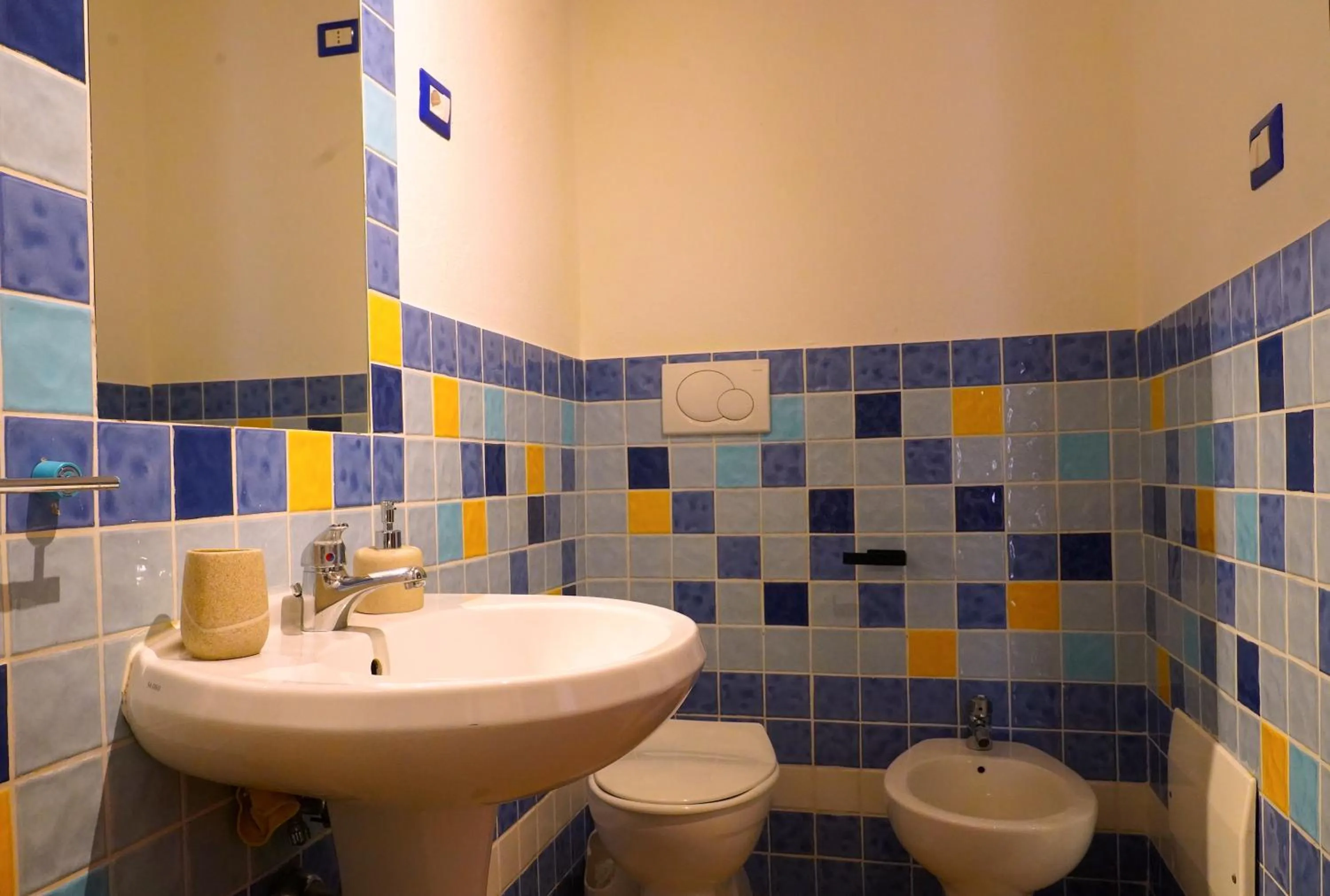 Toilet in Flowery Inn Villa