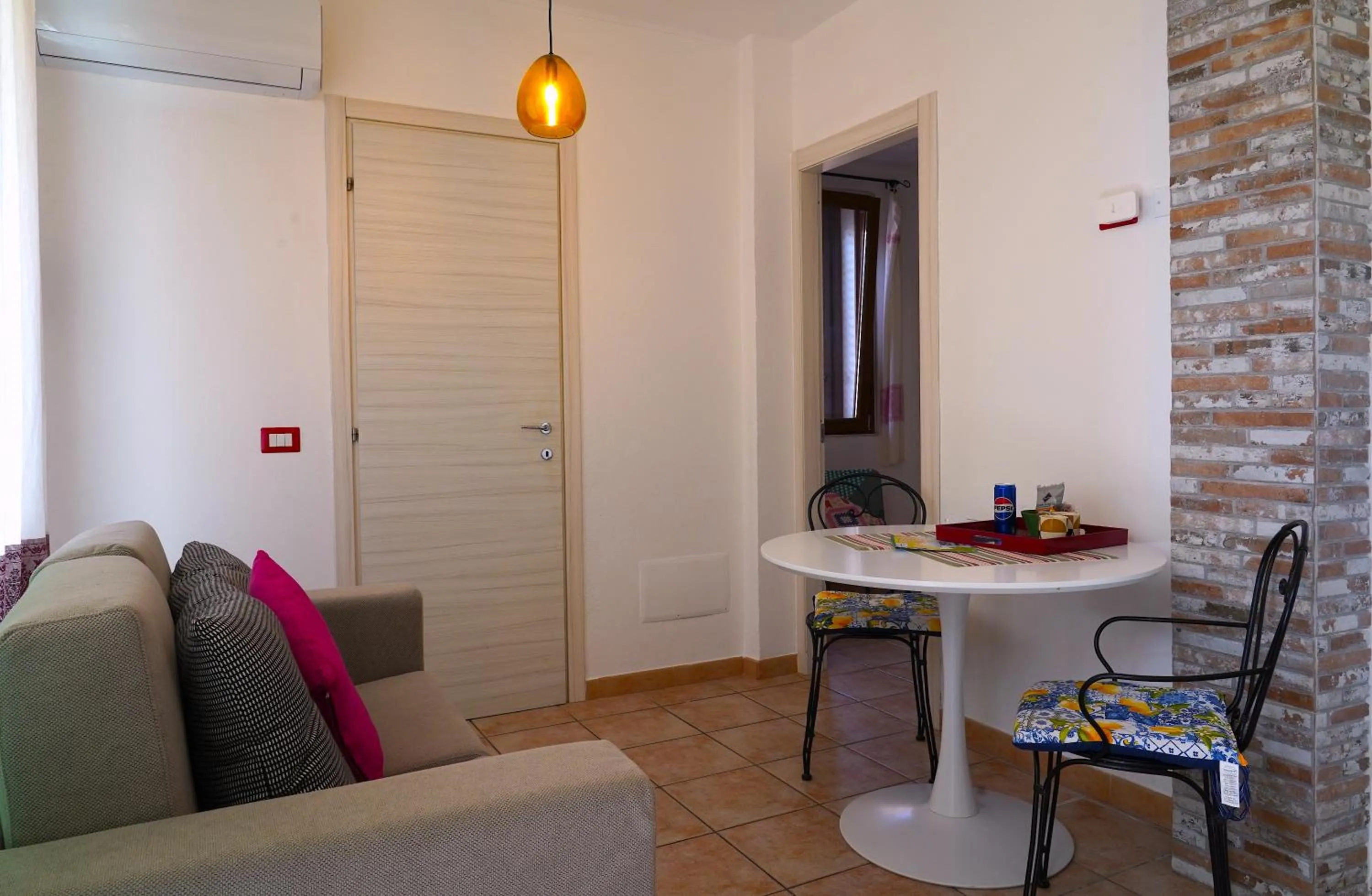 Kitchen or kitchenette in Flowery Inn Villa