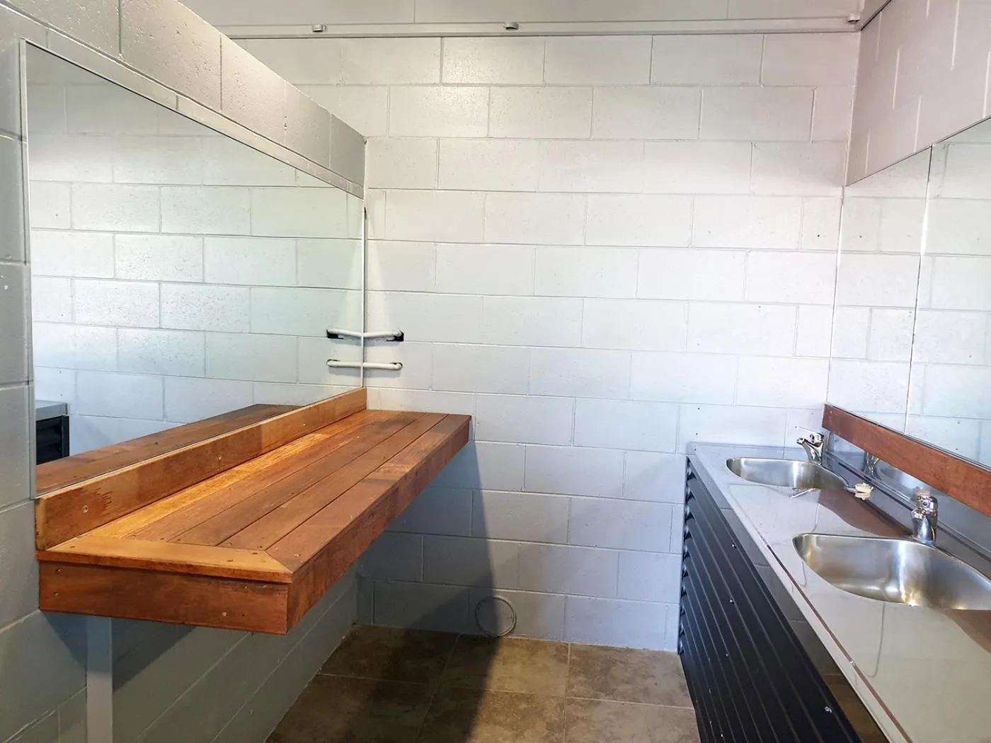 Bathroom in Lake Ruataniwha Holiday Park