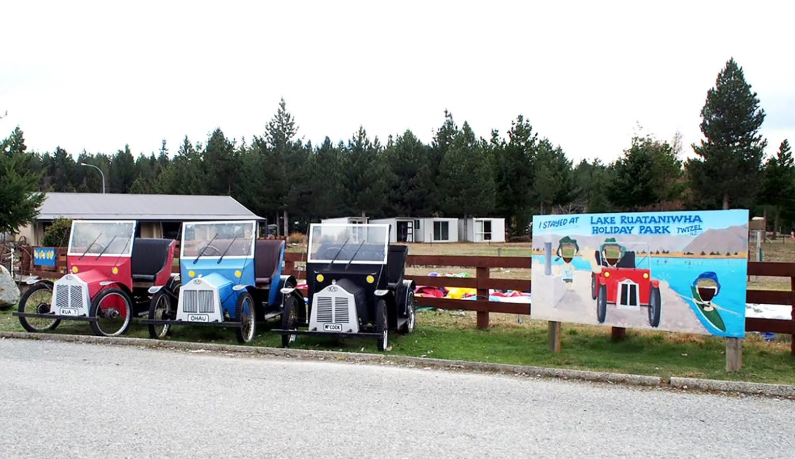 Facade/entrance in Lake Ruataniwha Holiday Park