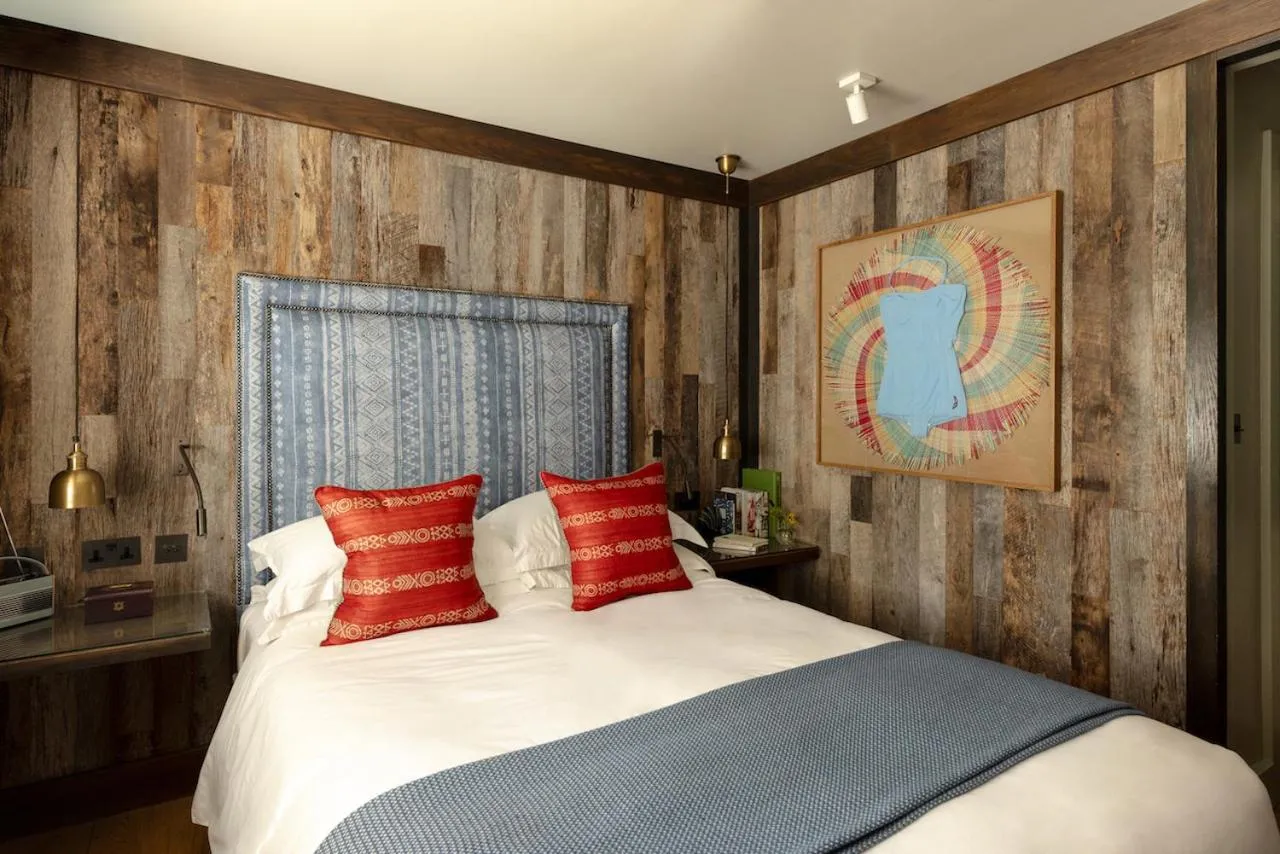 Bed in The Gallivant