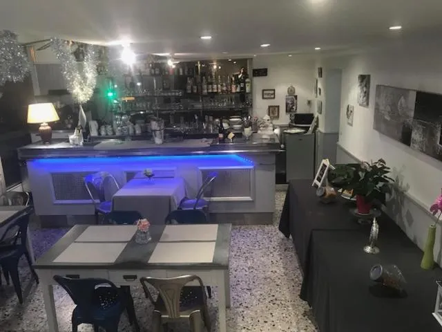 Lounge or bar in Le Castelet