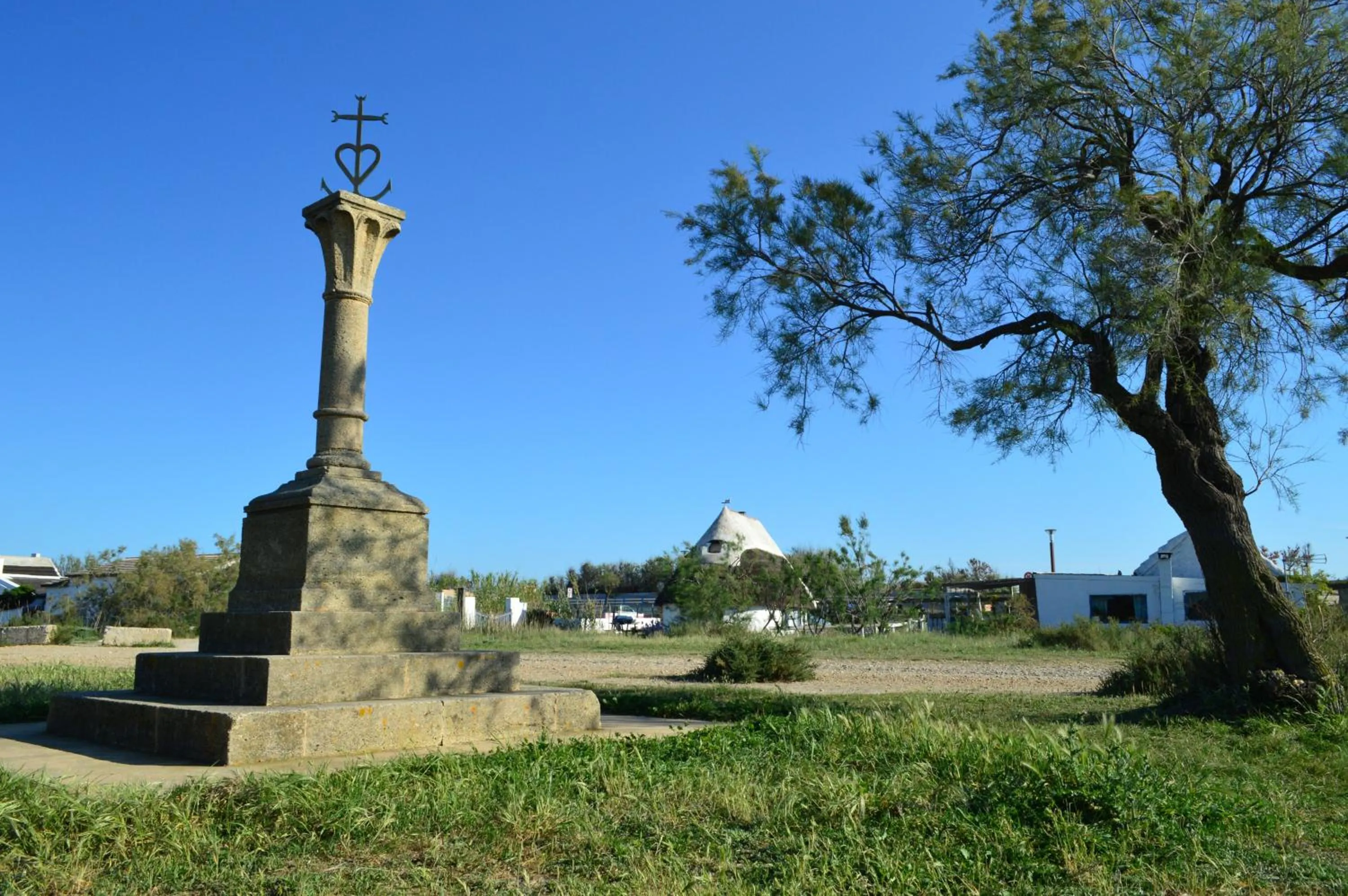 Nearby landmark in Le Castelet