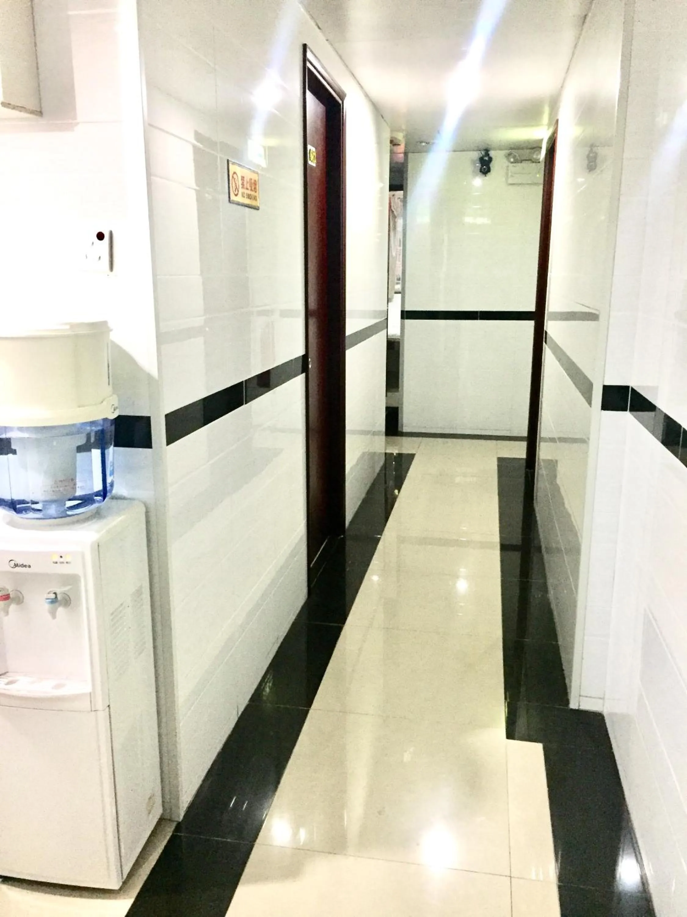 United Co-Operate Guest House (7/F)