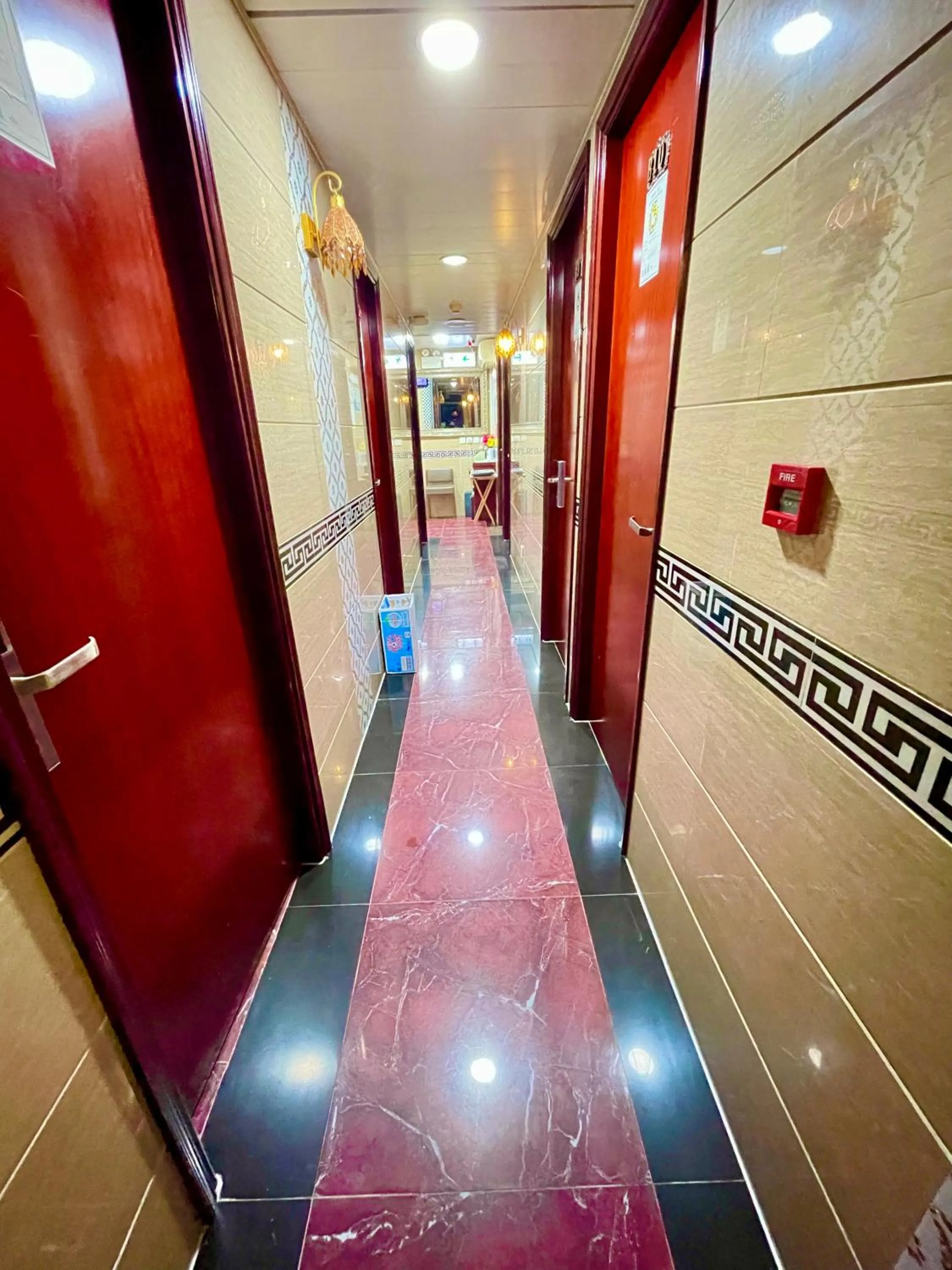 United Co-Operate Guest House (7/F)