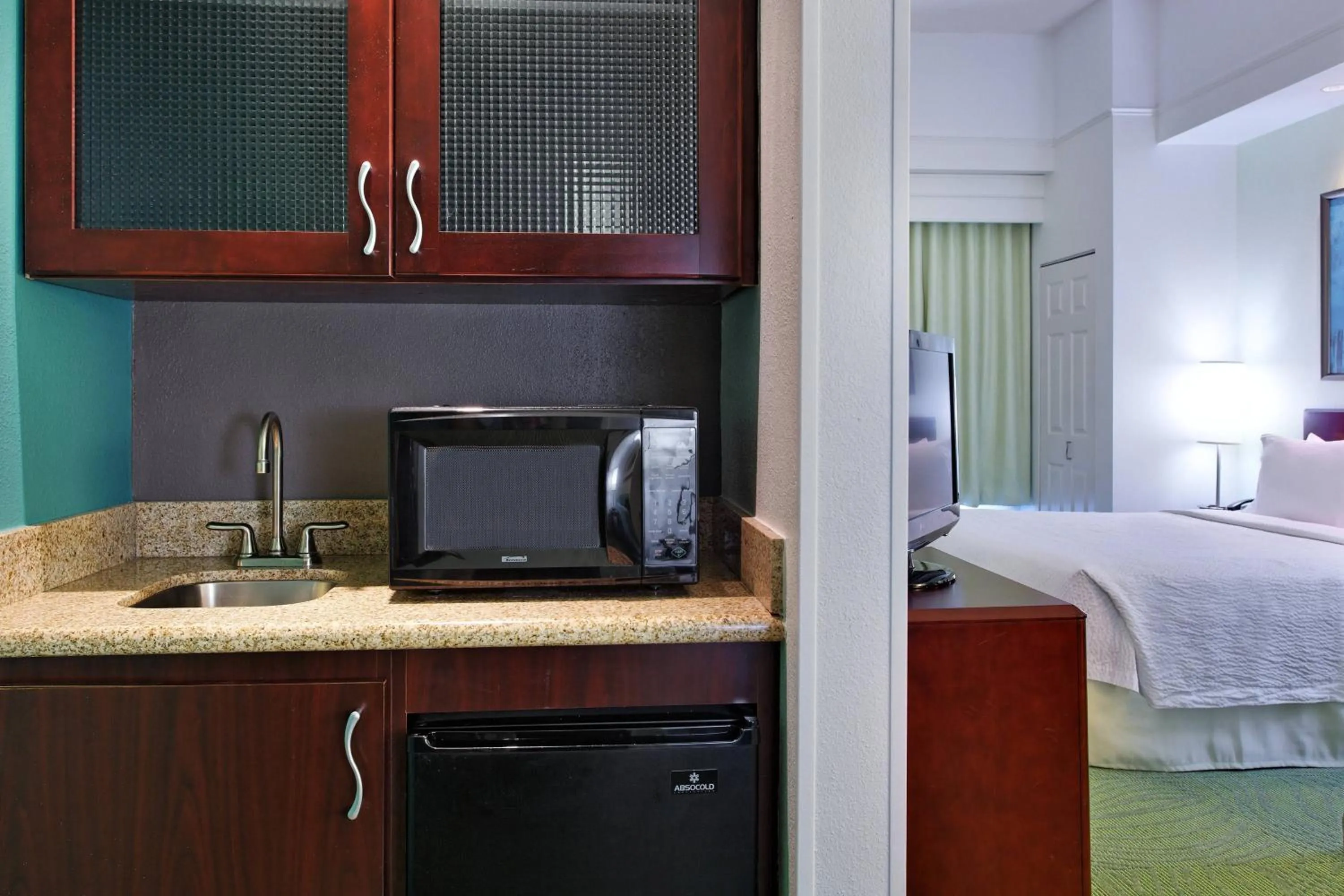 Kitchen or kitchenette, Bed in SpringHill Suites Knoxville At Turkey Creek
