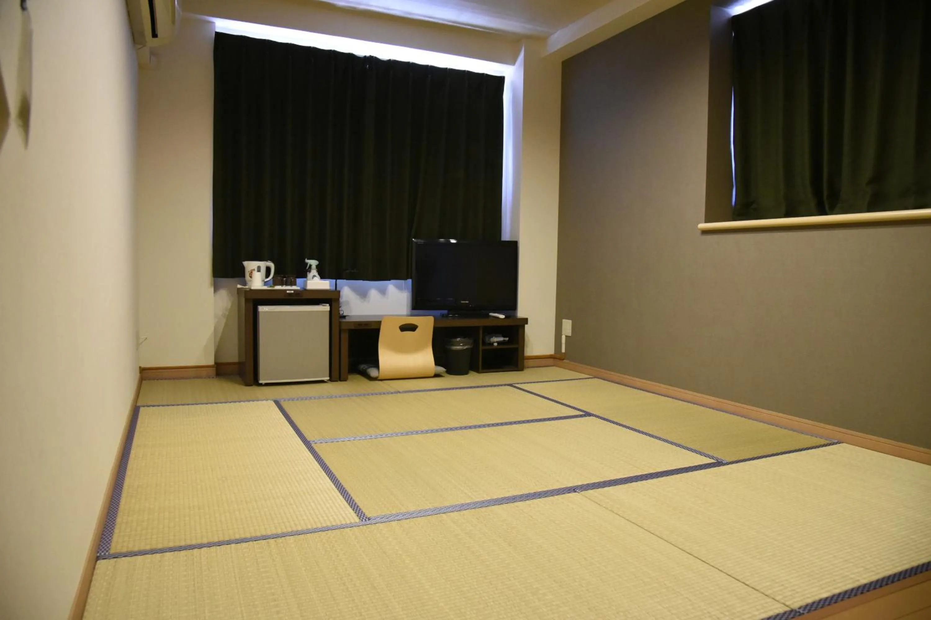 Photo of the whole room in Hatago Hashimoto