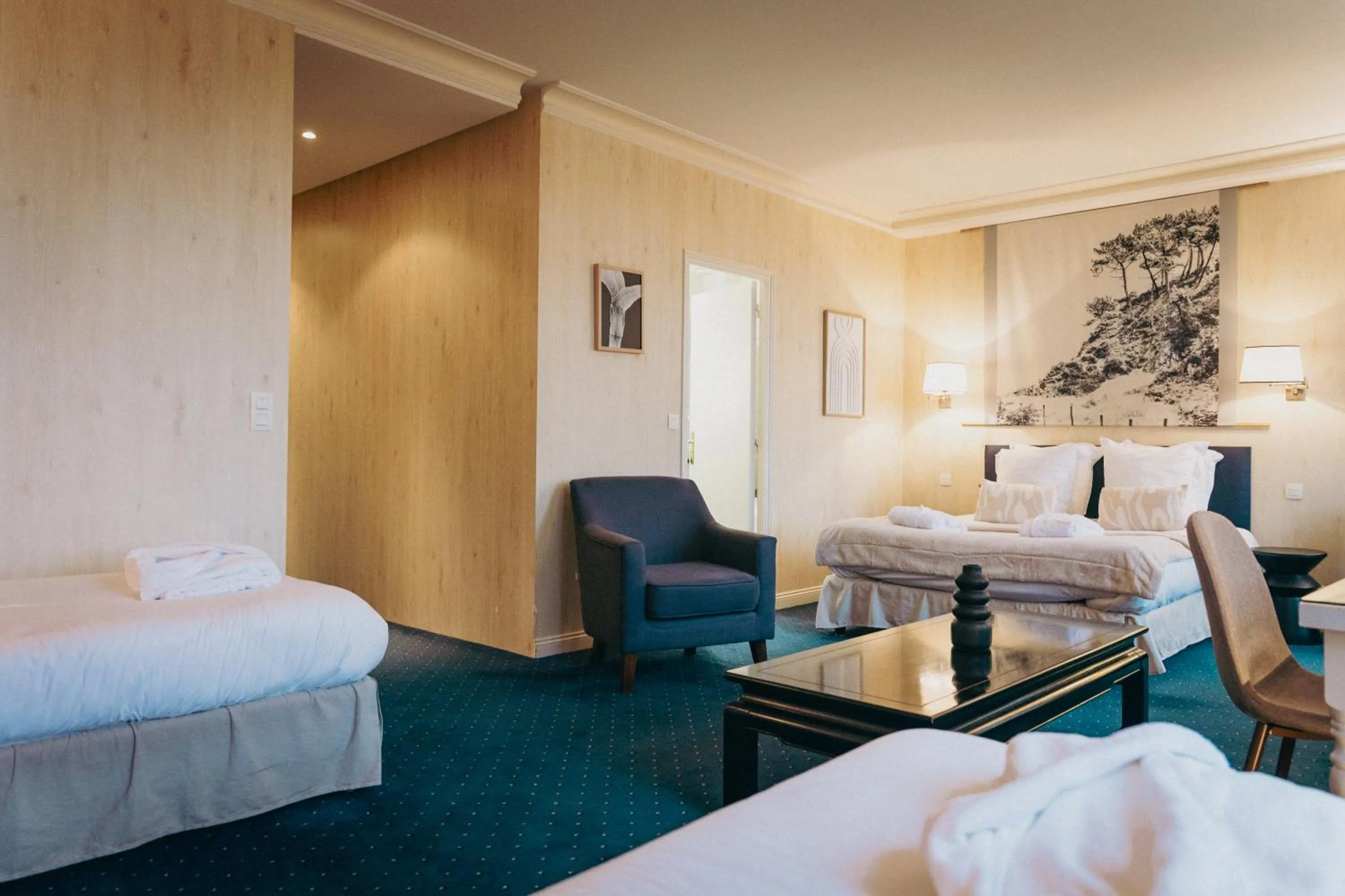 Bed in Hôtel Le D'Avaugour