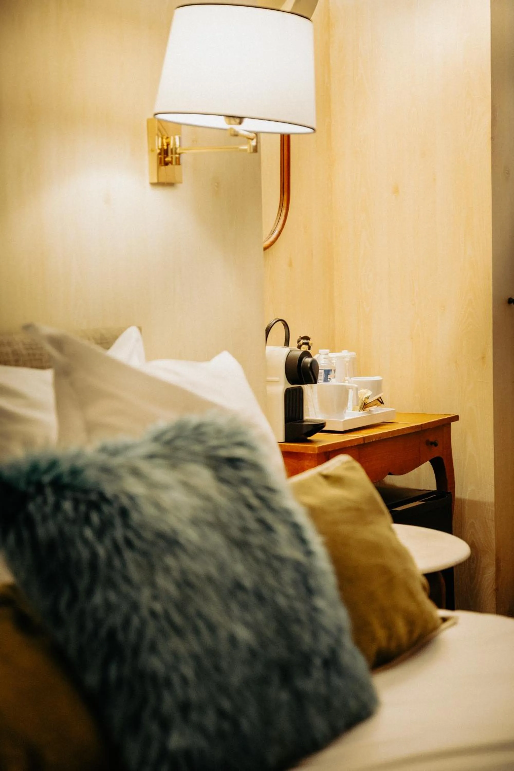 Bed in Hôtel Le D'Avaugour