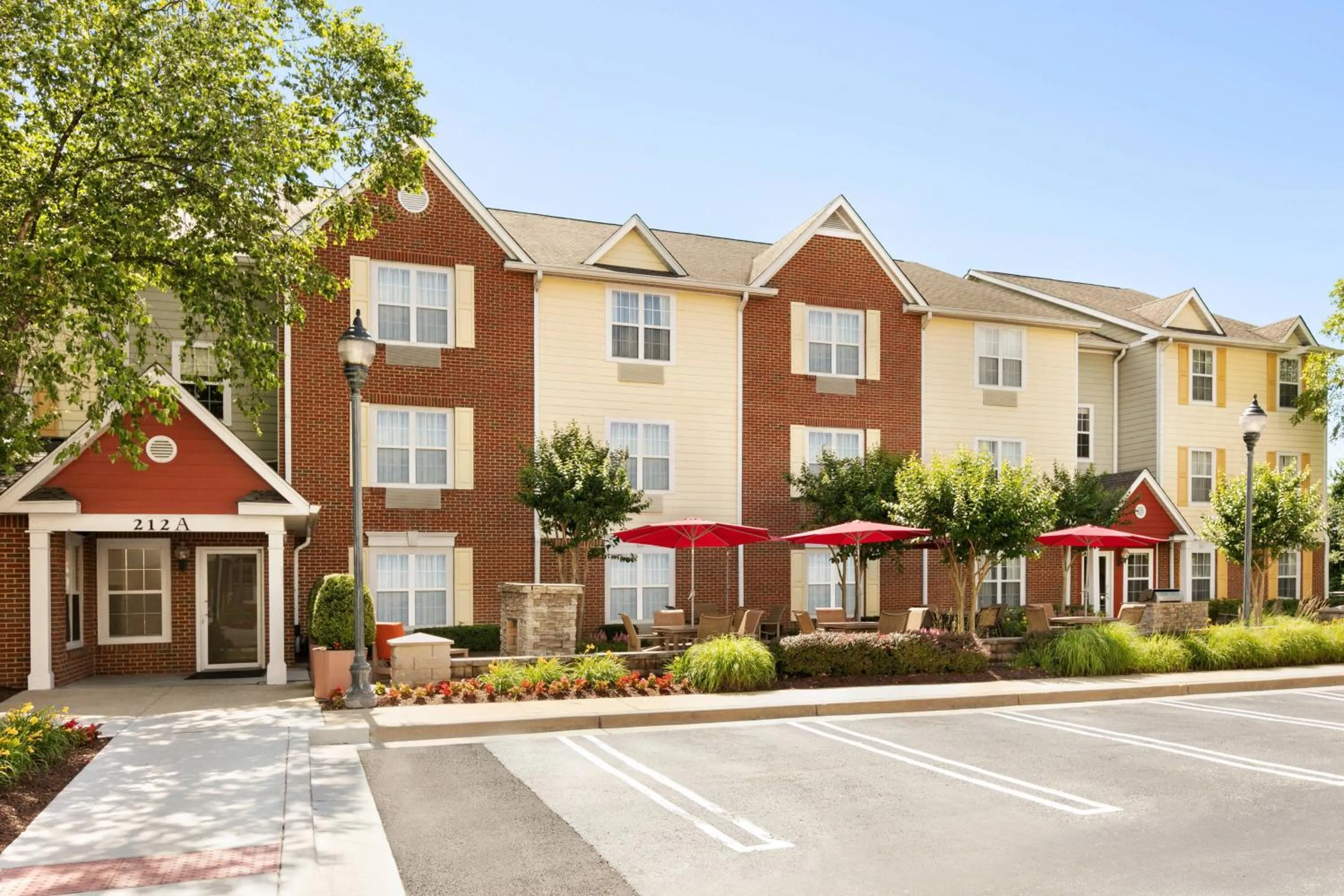 Property building in TownePlace Suites Gaithersburg