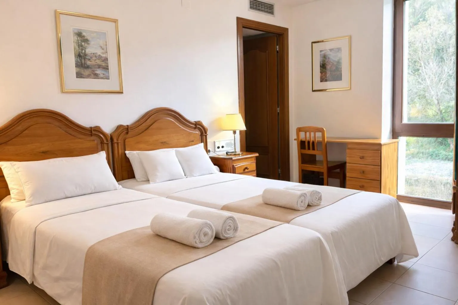 Comfort Double or Twin Room - single occupancy in Hotel La Creu by RdA Hotels