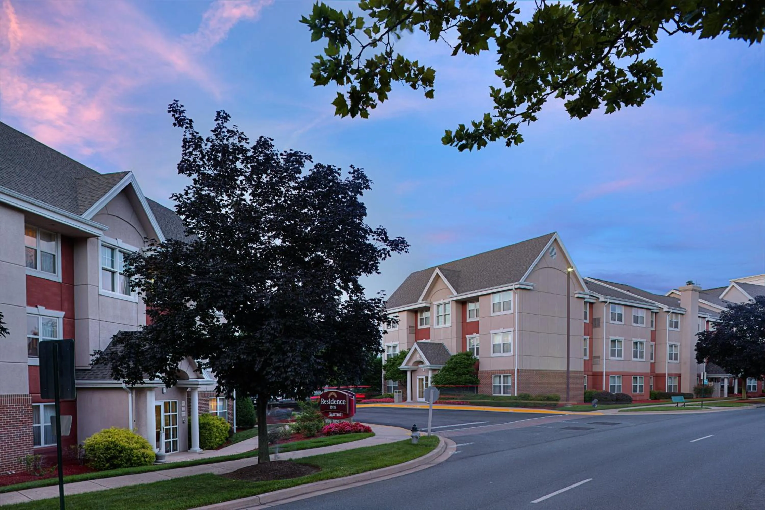 Property building in Residence Inn Gaithersburg Washingtonian Center