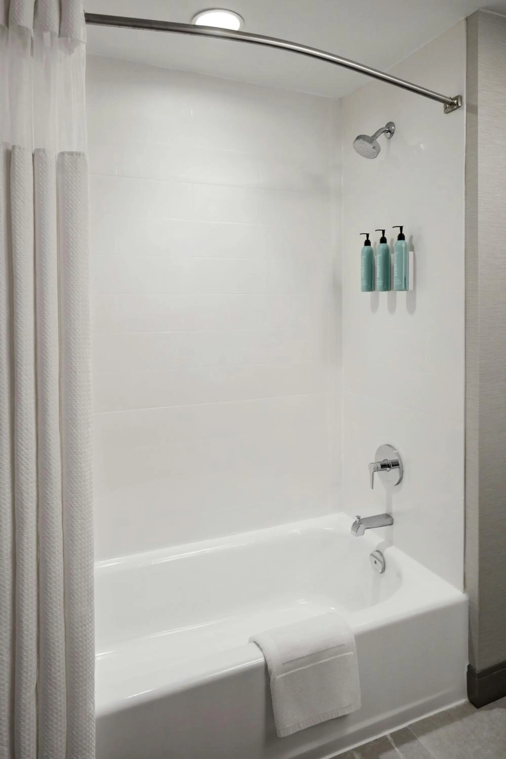 Bathroom in Courtyard by Marriott Hamilton