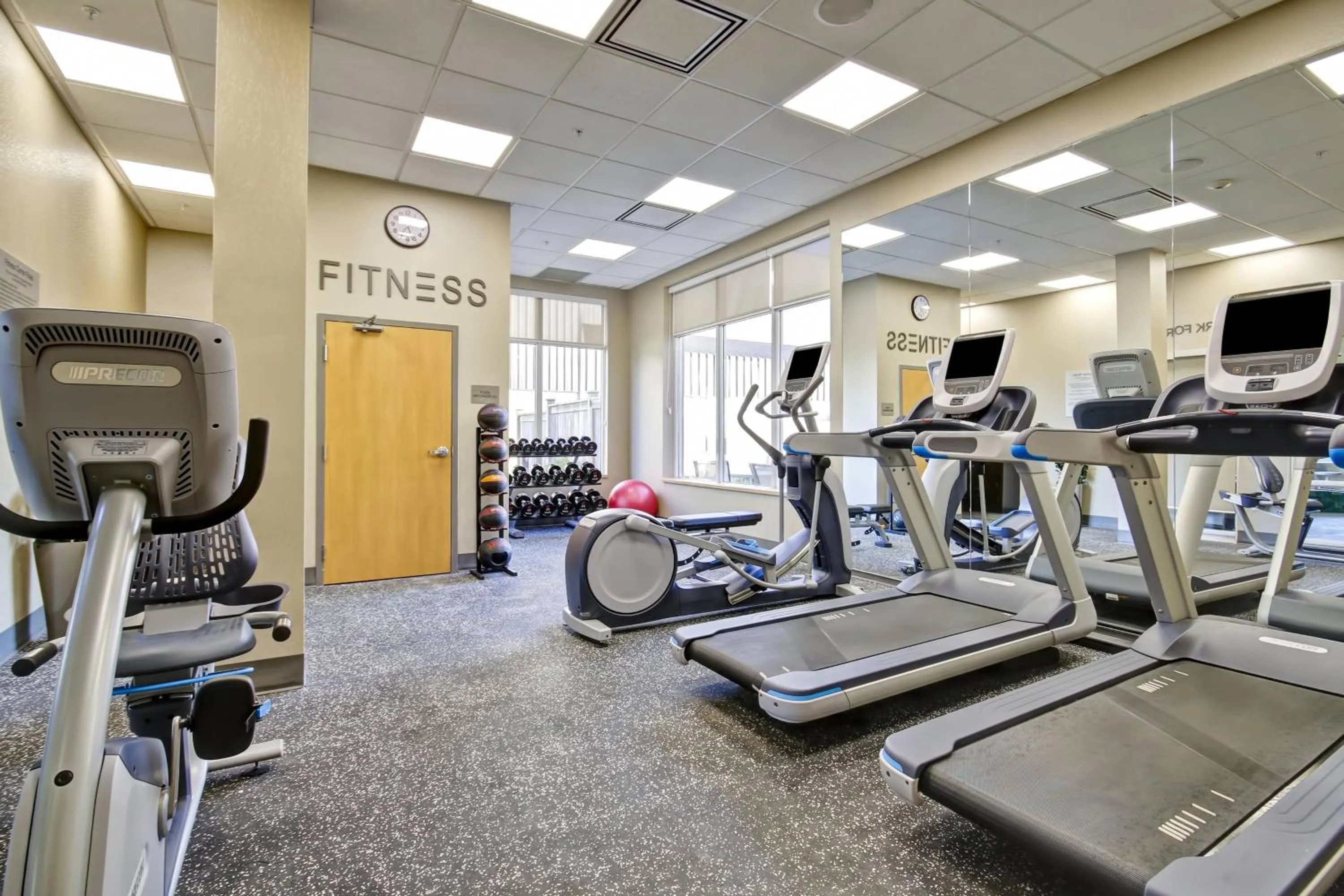 Fitness centre/facilities in Fairfield Inn & Suites by Marriott Guelph