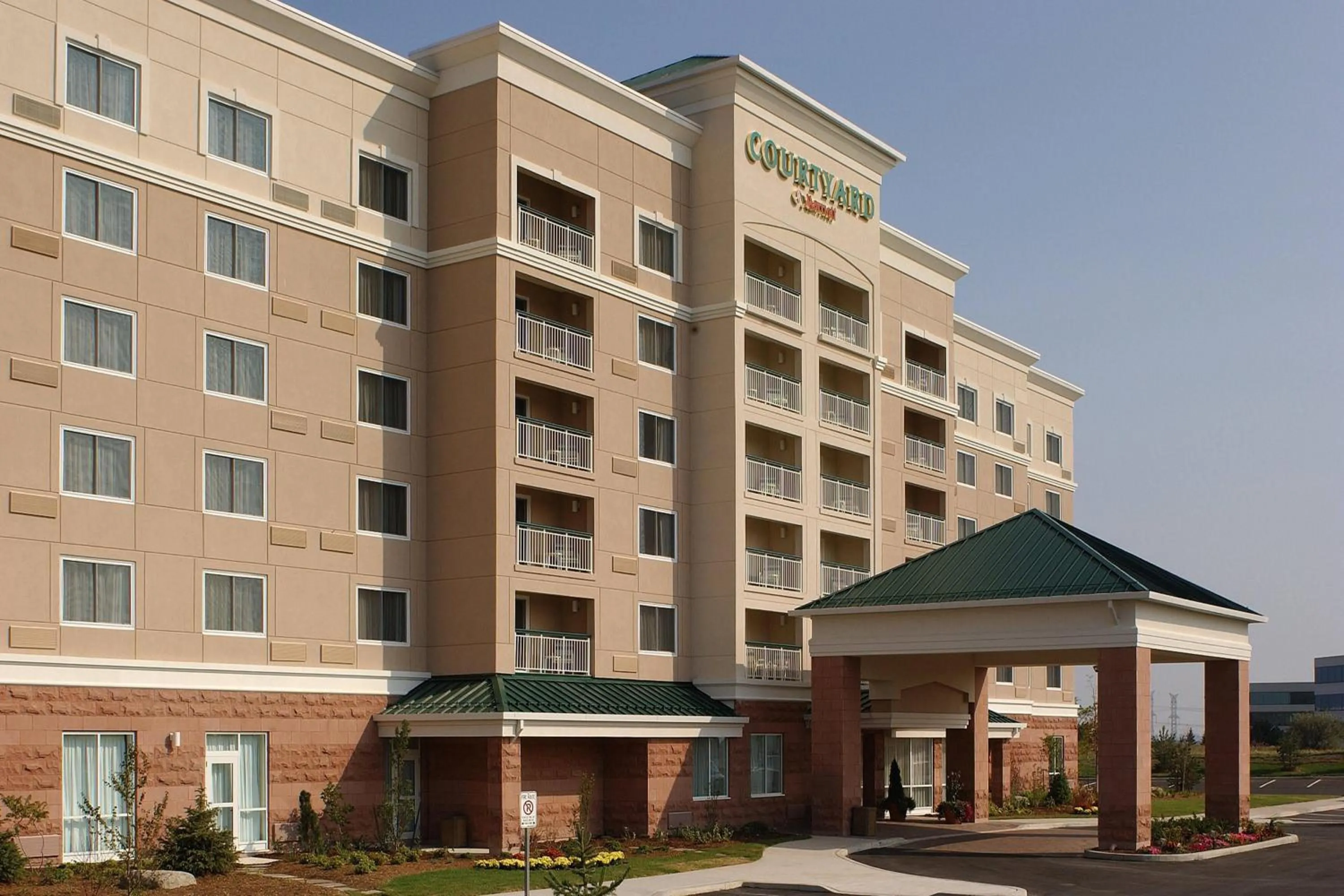 Property building in Courtyard by Marriott Toronto Markham