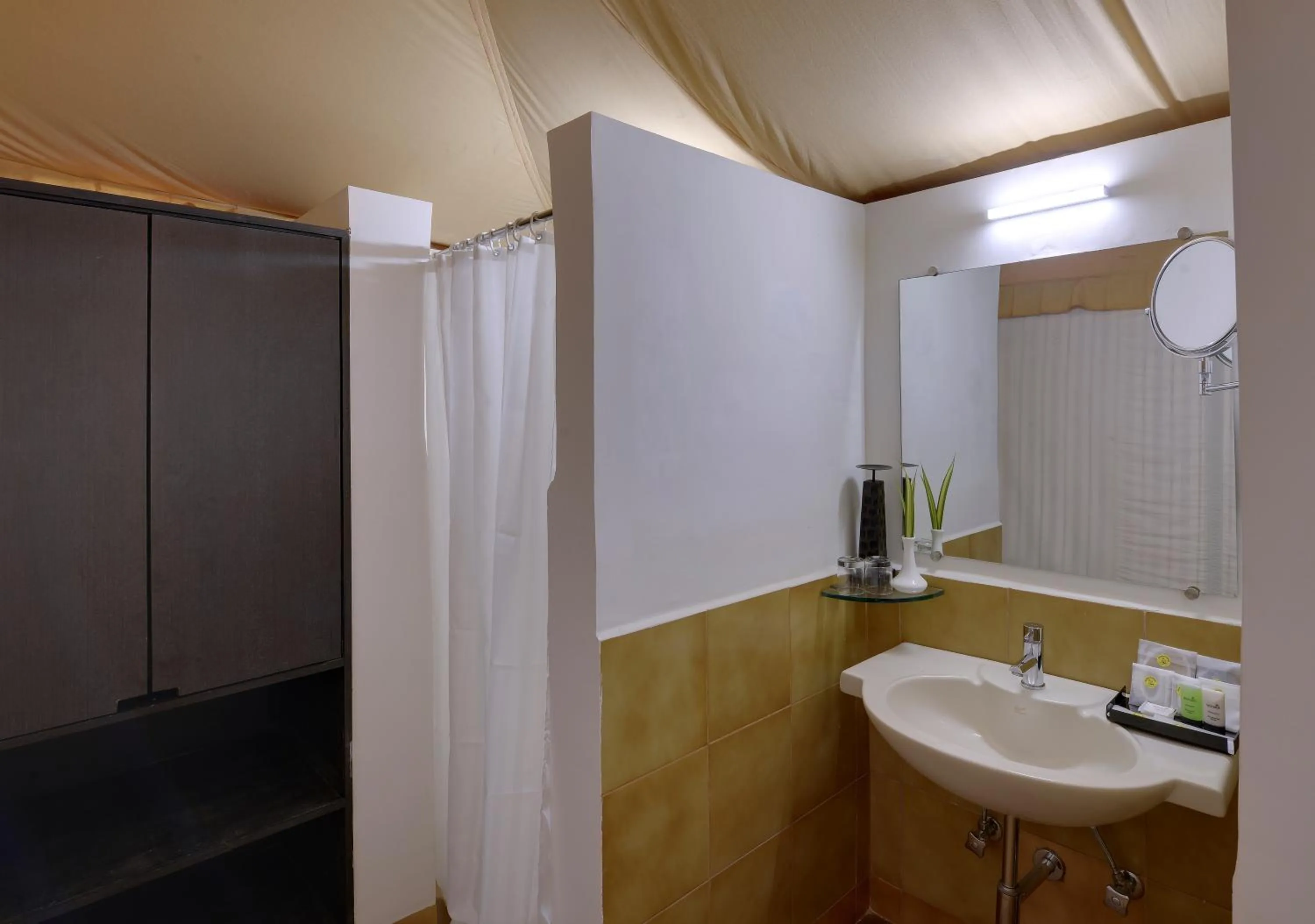 Bathroom in Sterling Kanha