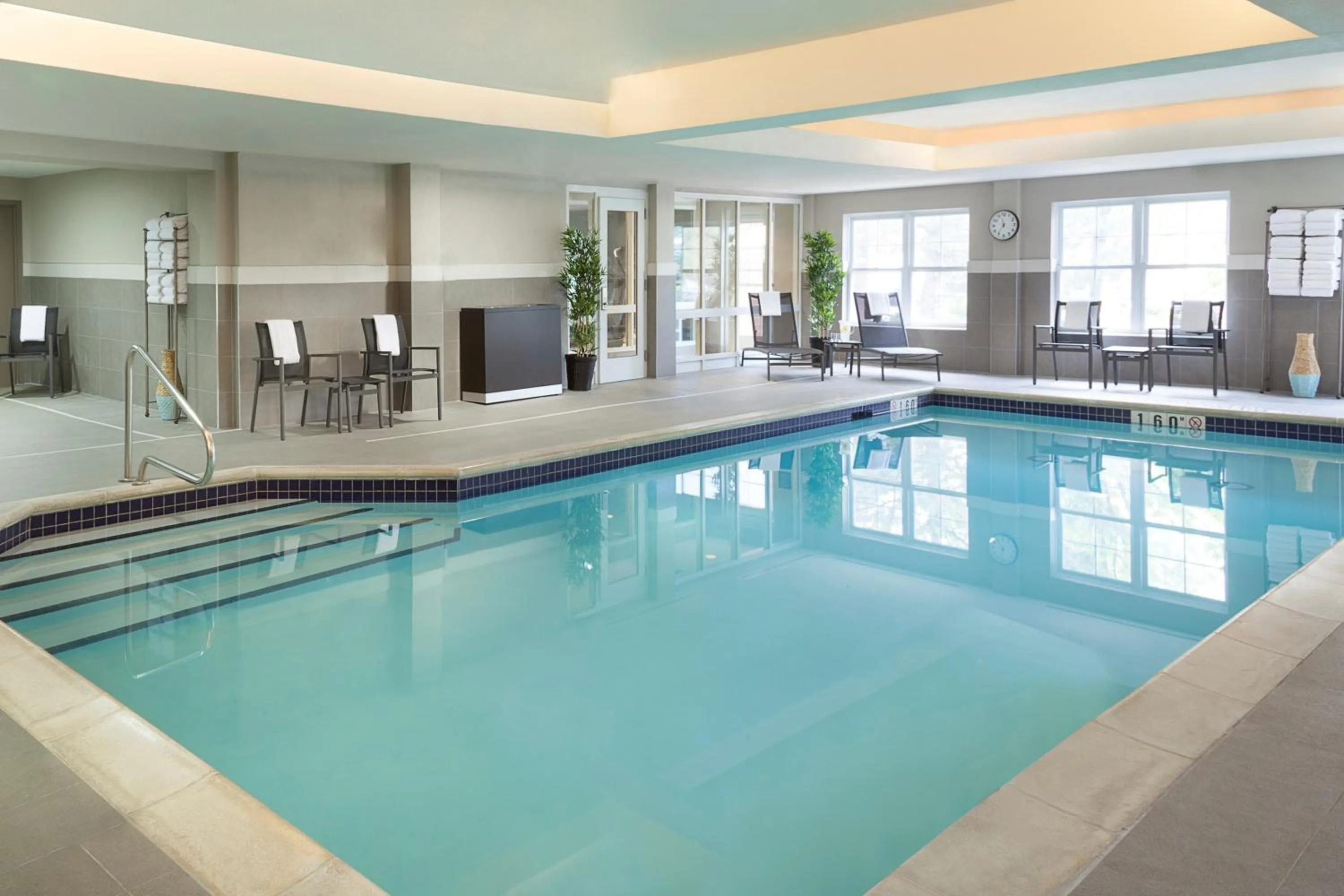 Swimming pool in Residence Inn by Marriott Toronto Markham