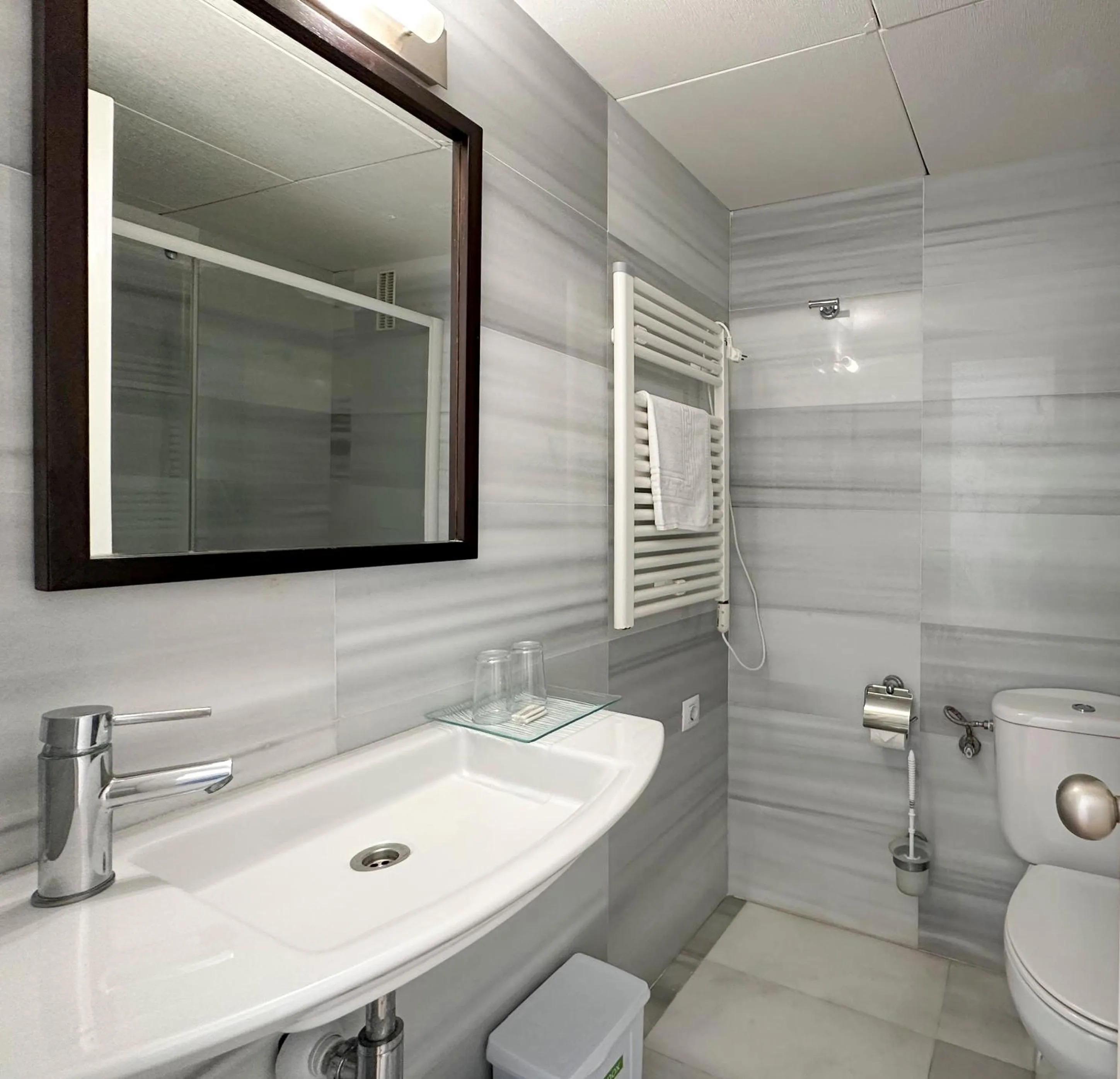 Bathroom in Grupoandria Hotel Platja Gran