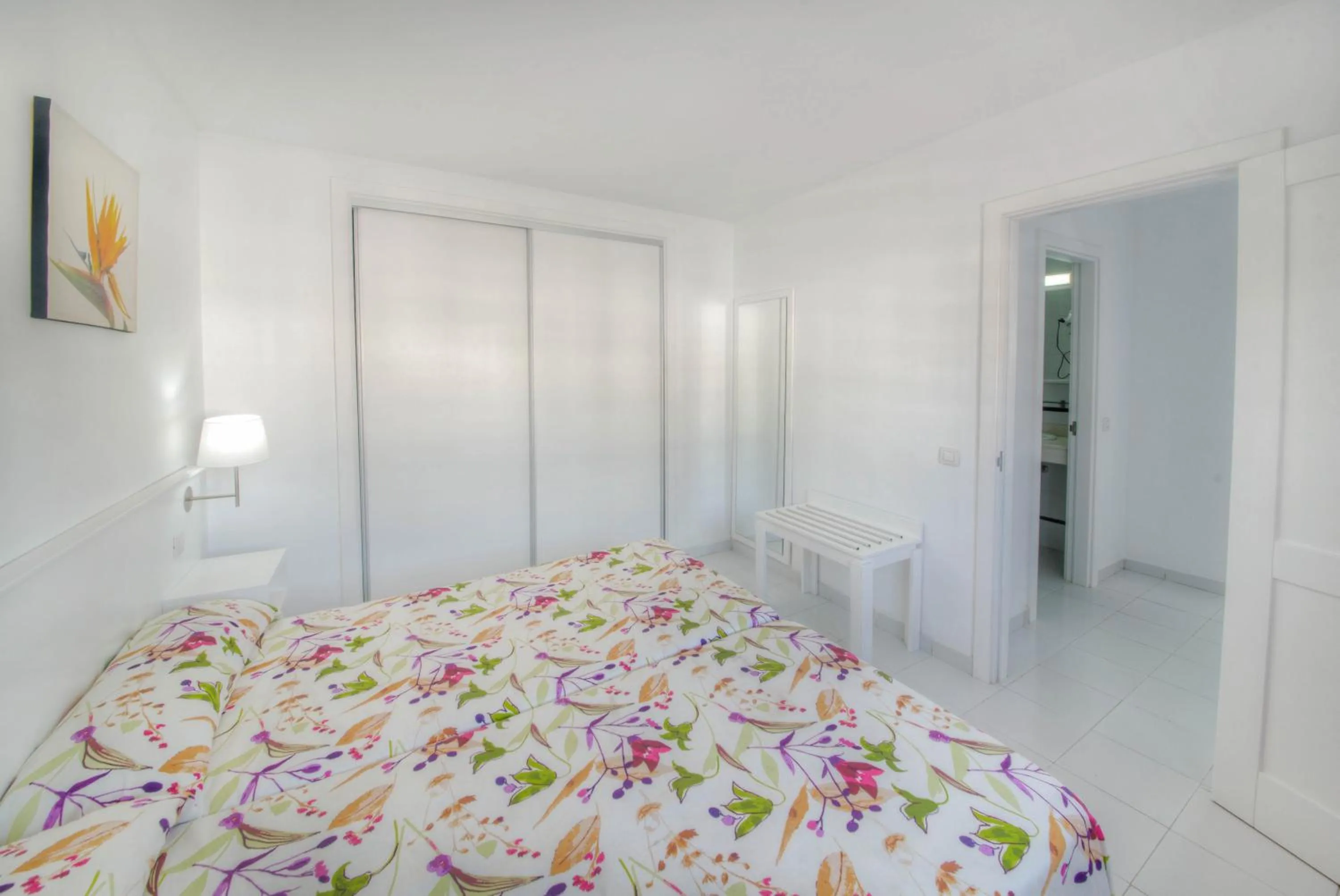 Photo of the whole room, Bed in Apartamentos Moraña