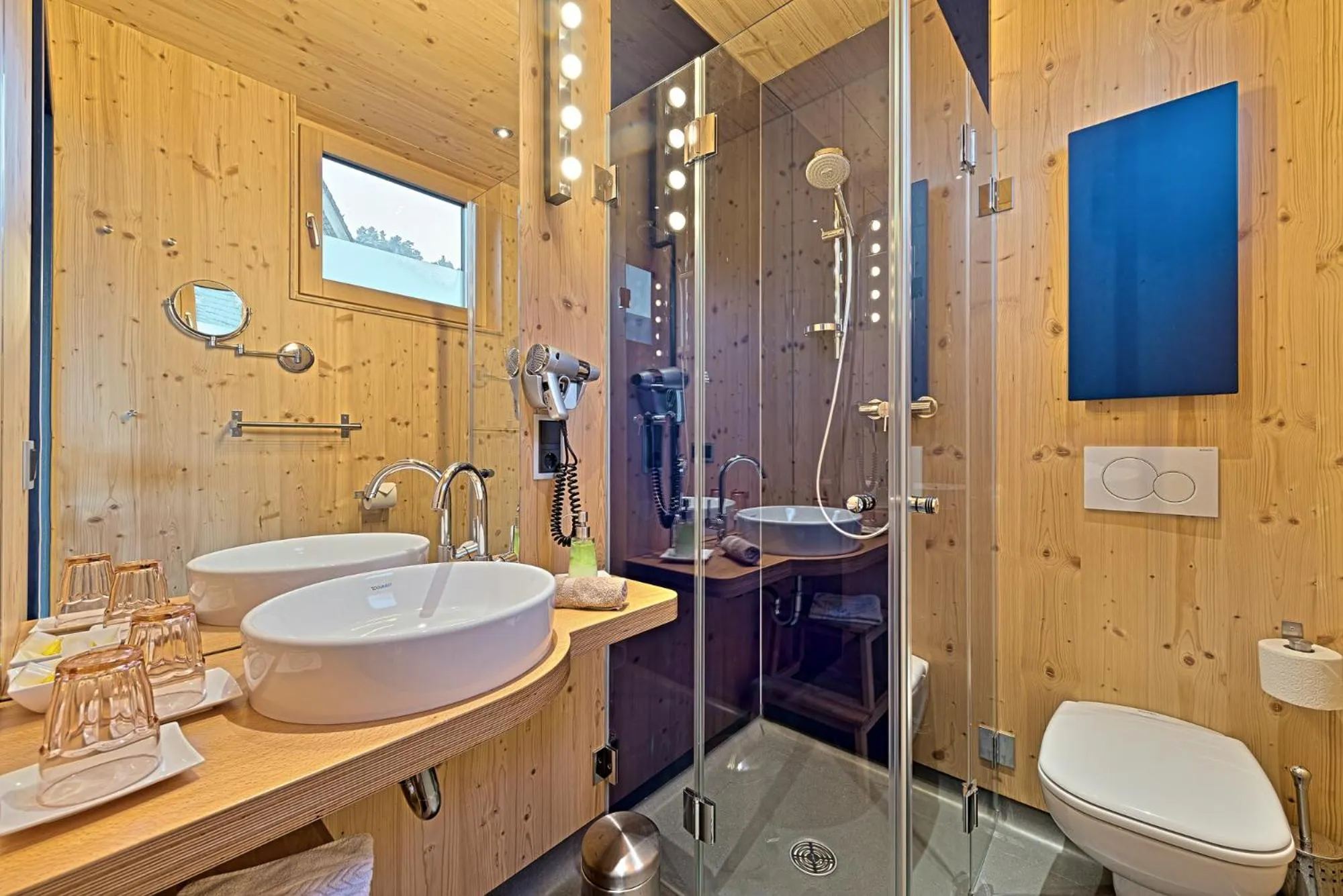 Photo of the whole room in KleinHOTEL Biedenkopf