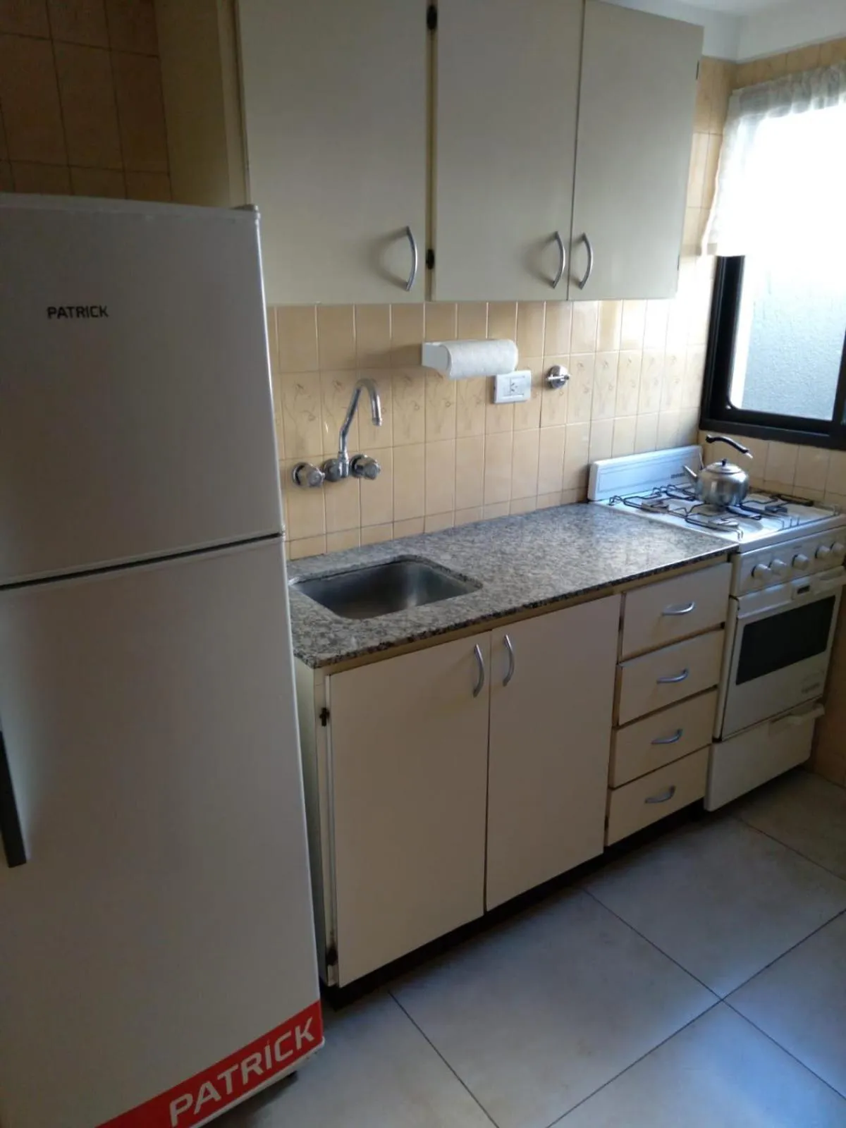 Kitchen or kitchenette in Maison Apart Hotel