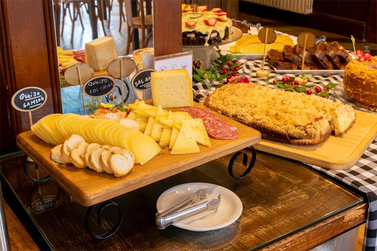 Buffet breakfast in Villa Bella Hotel & SPA Gramado